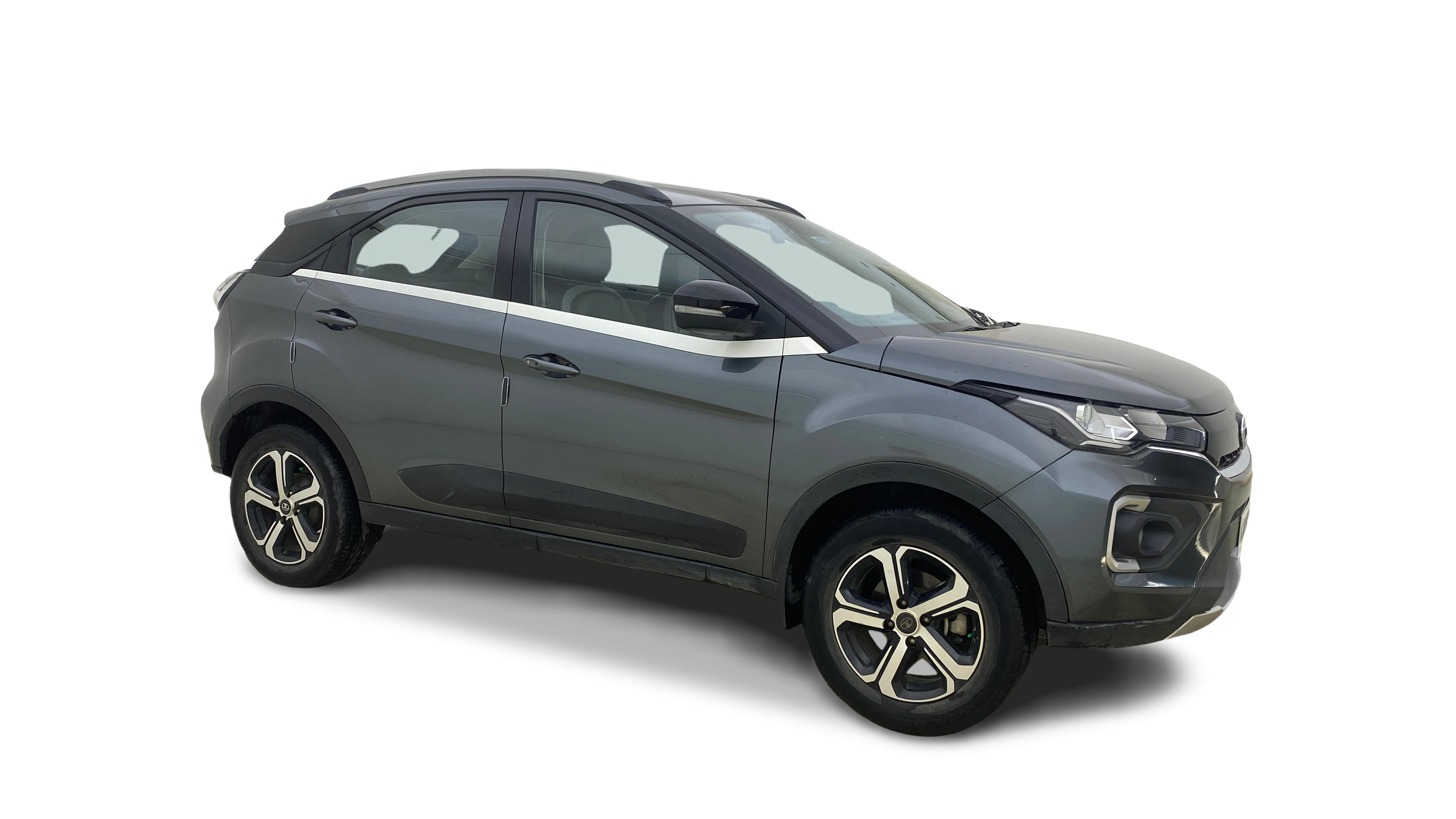 2022 Tata NEXON - SUV - CNG - Automatic - ₹7.36 lakh
