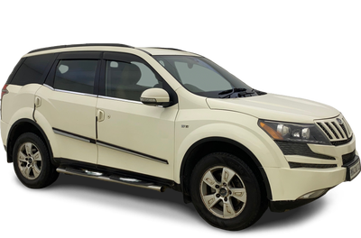 Mahindra XUV500-img
