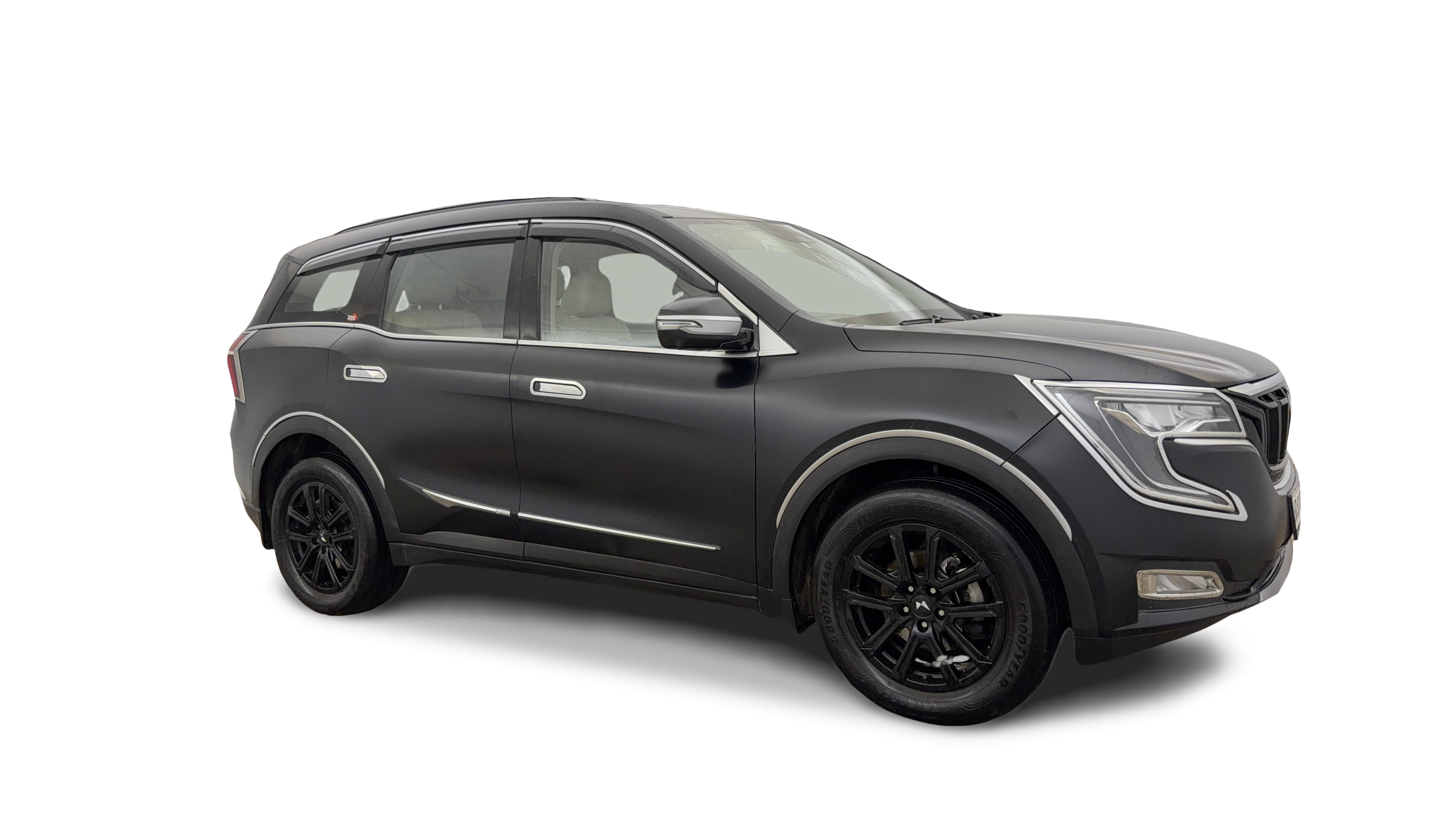 2024 Mahindra XUV700 - SUV - Petrol - Automatic - ₹18.18 lakh