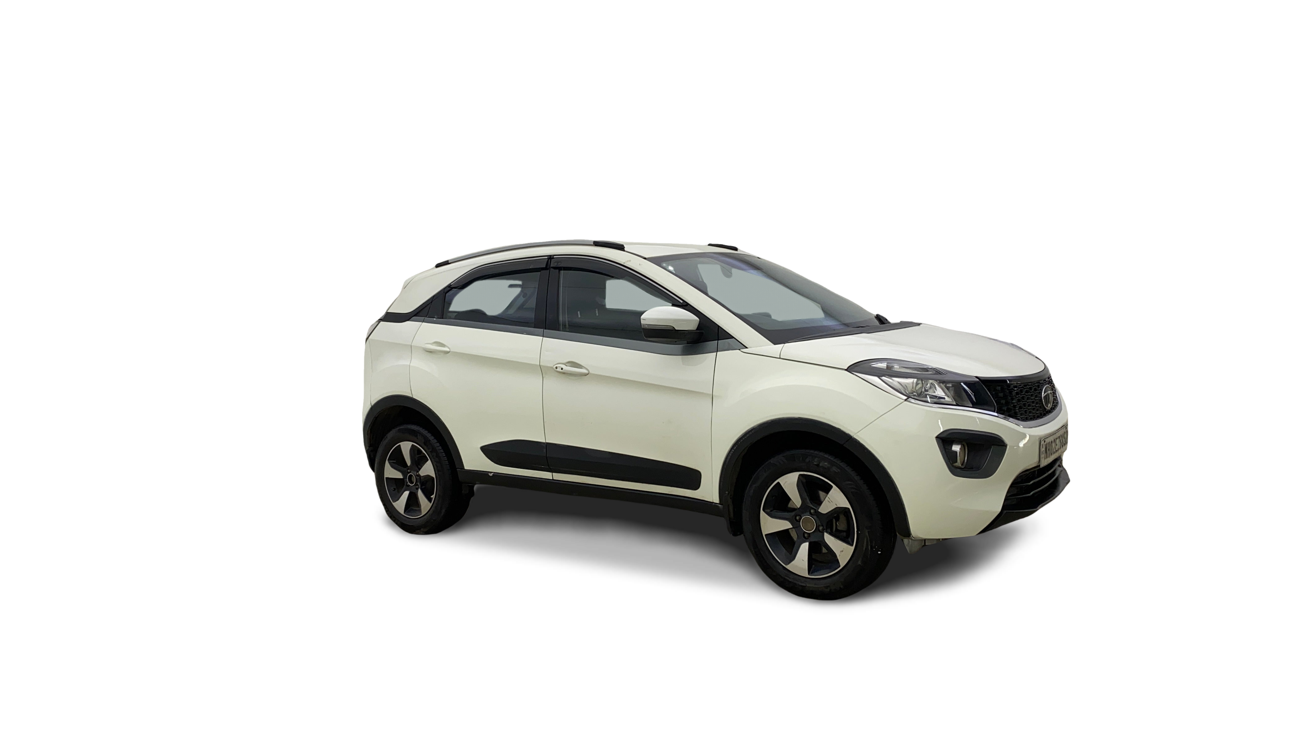 Tata NEXON-img
