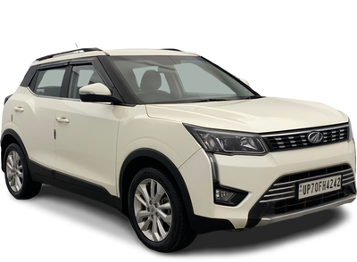 Mahindra XUV300-img