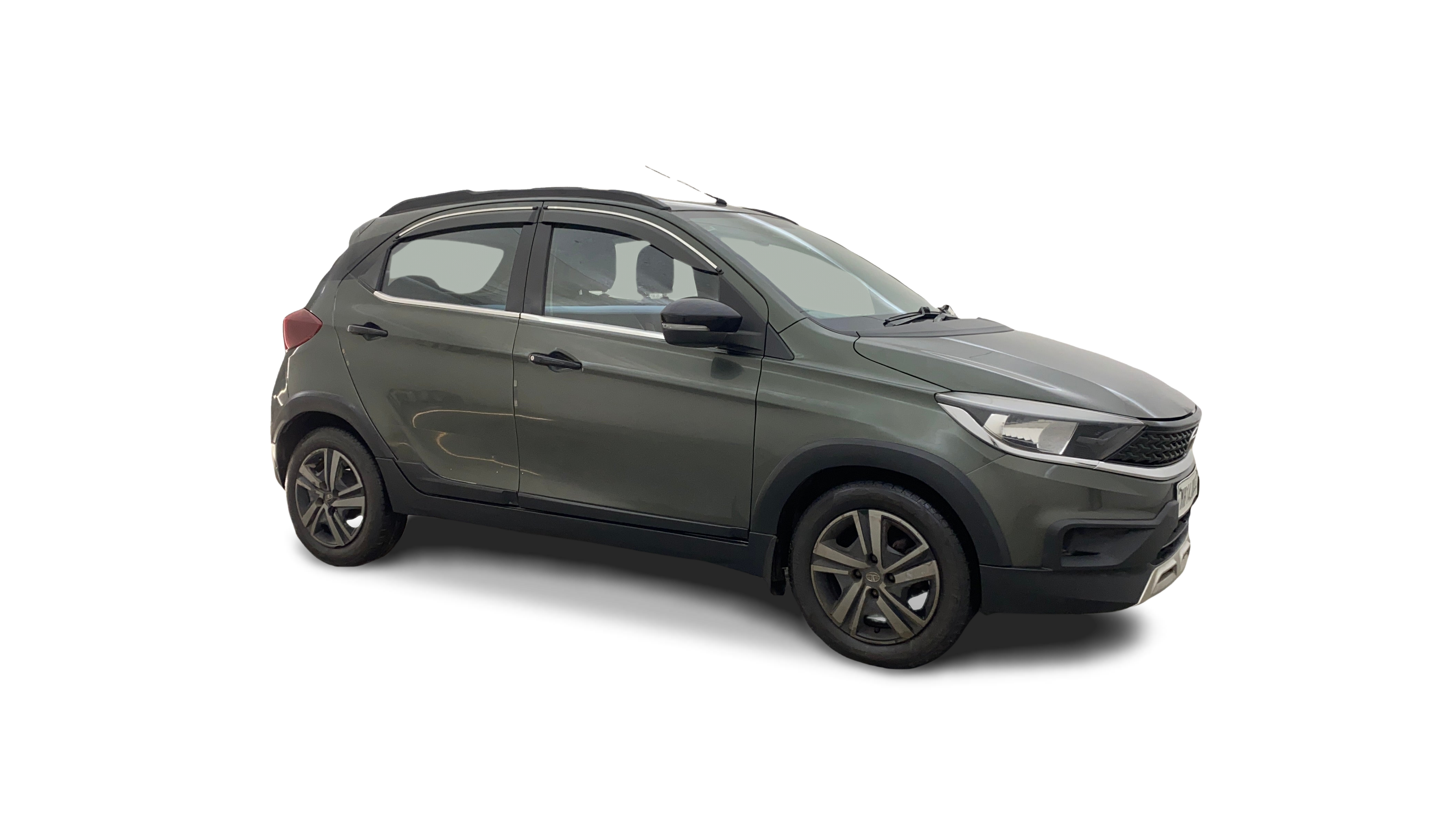 Tata TIAGO NRG-img