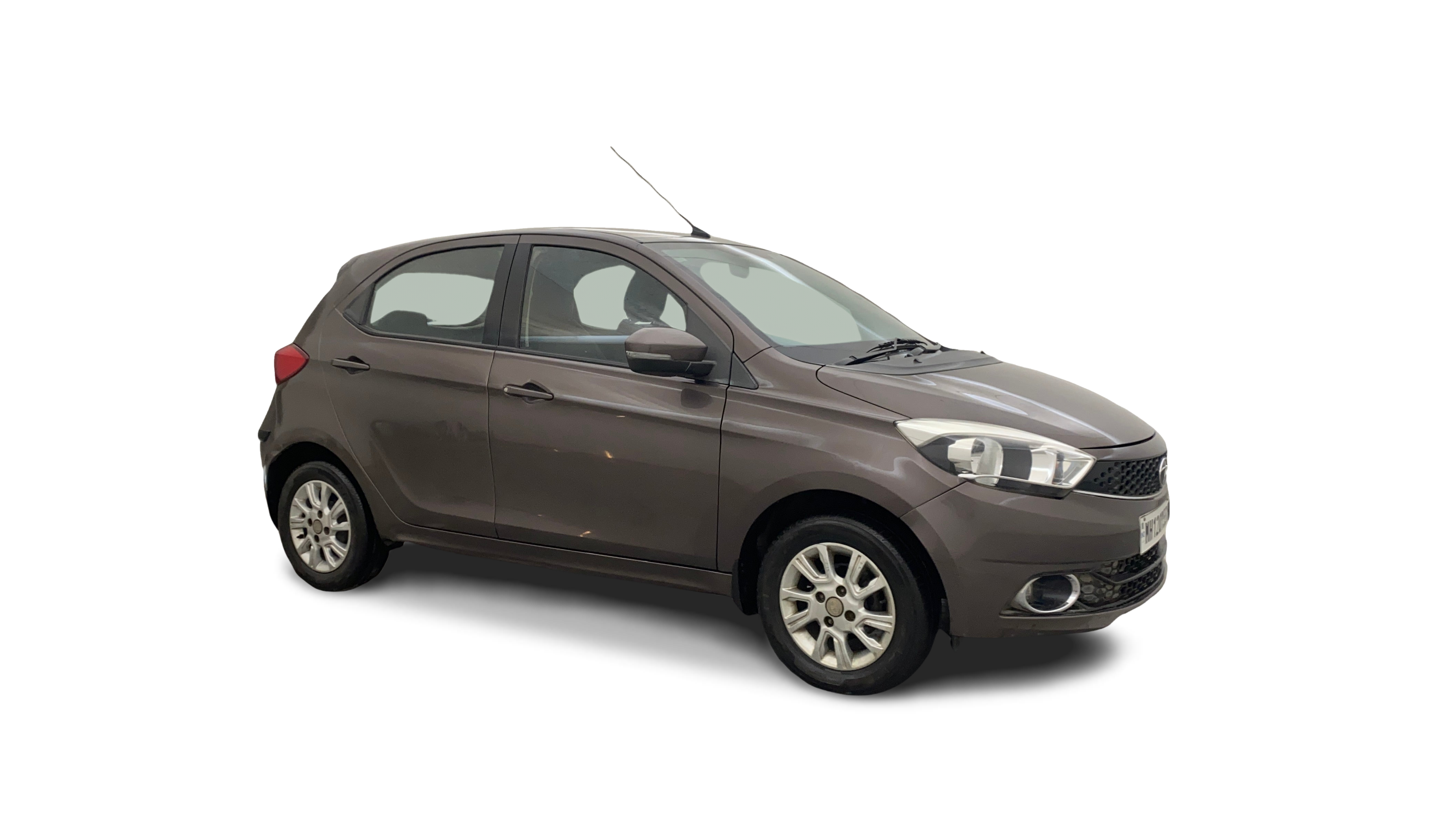 Tata Tiago-img