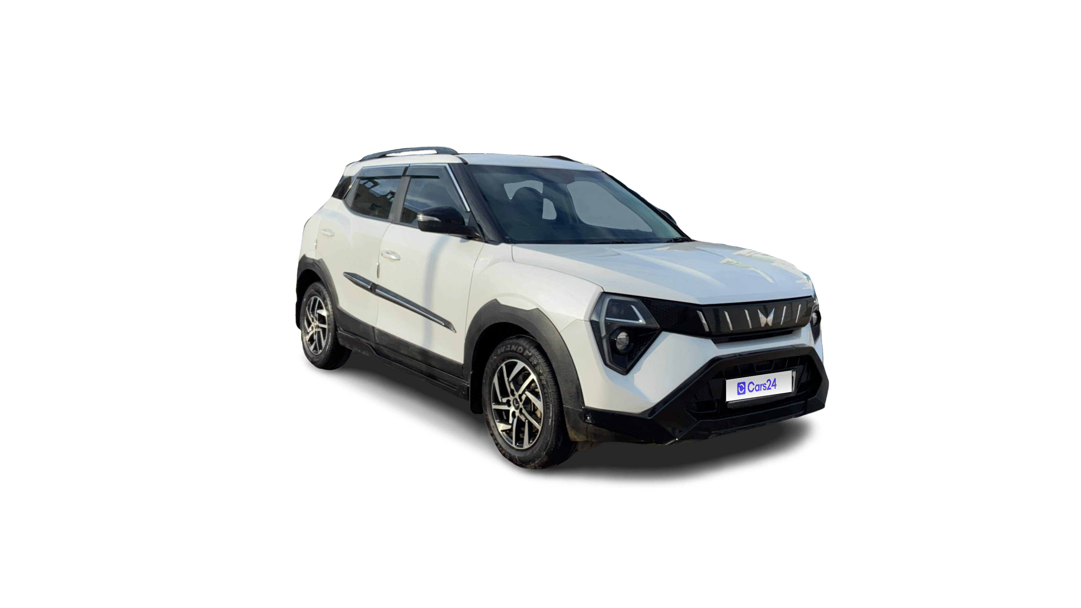 2024 Mahindra XUV 3XO - SUV - Petrol - Automatic - ₹11.24 lakh