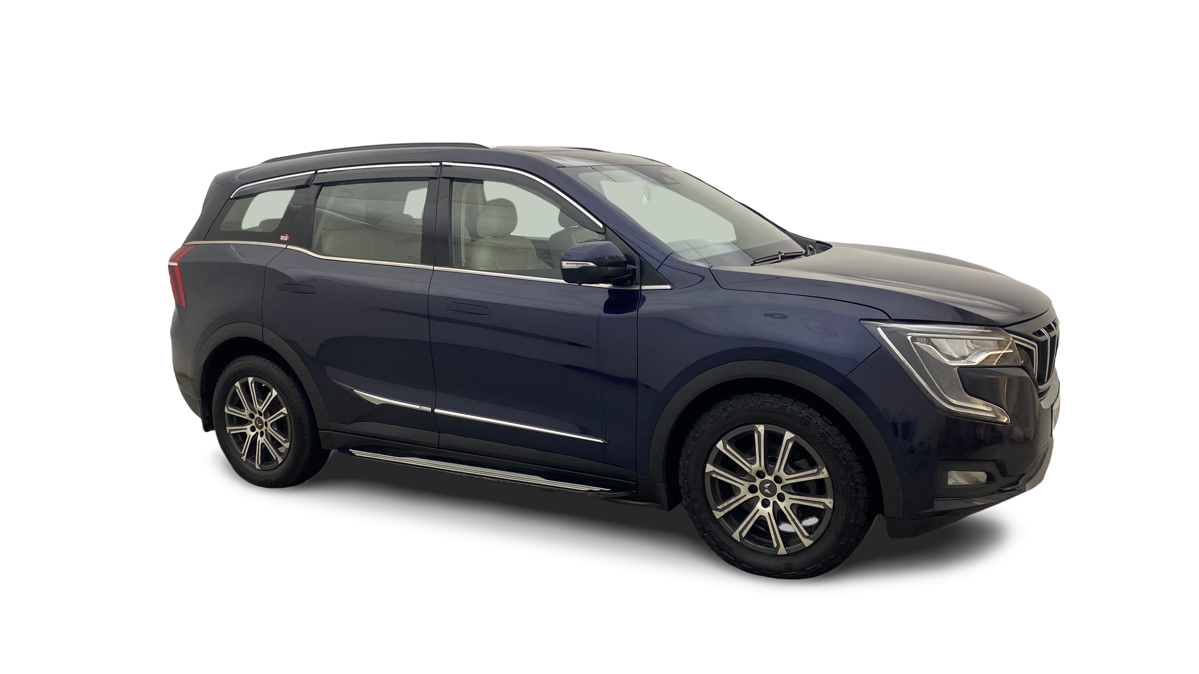 2022 Mahindra XUV700 - SUV - Diesel - Automatic - ₹20.62 lakh