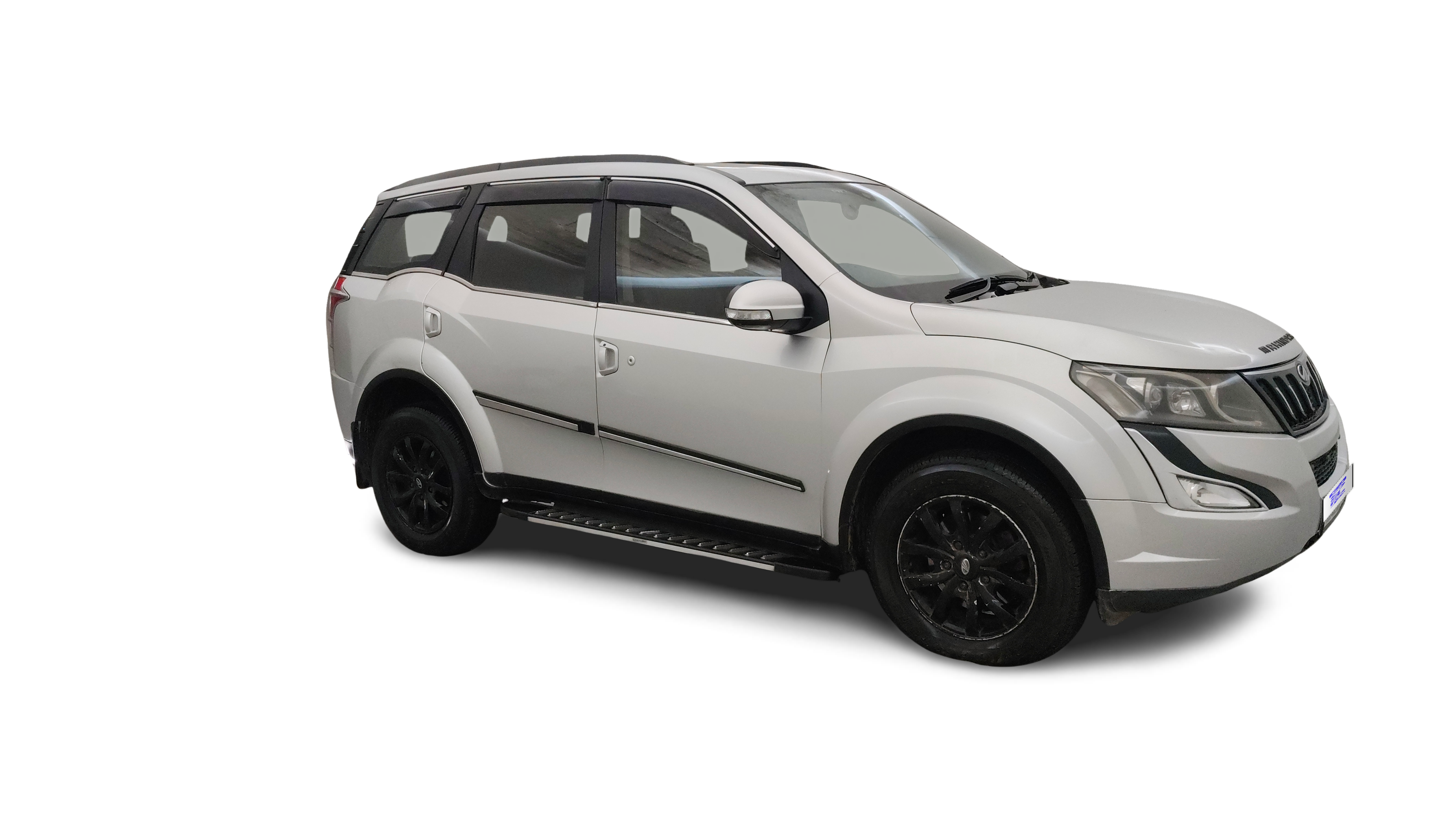 2015 Mahindra XUV500 - SUV - Diesel - Manual - ₹5.24 lakh
