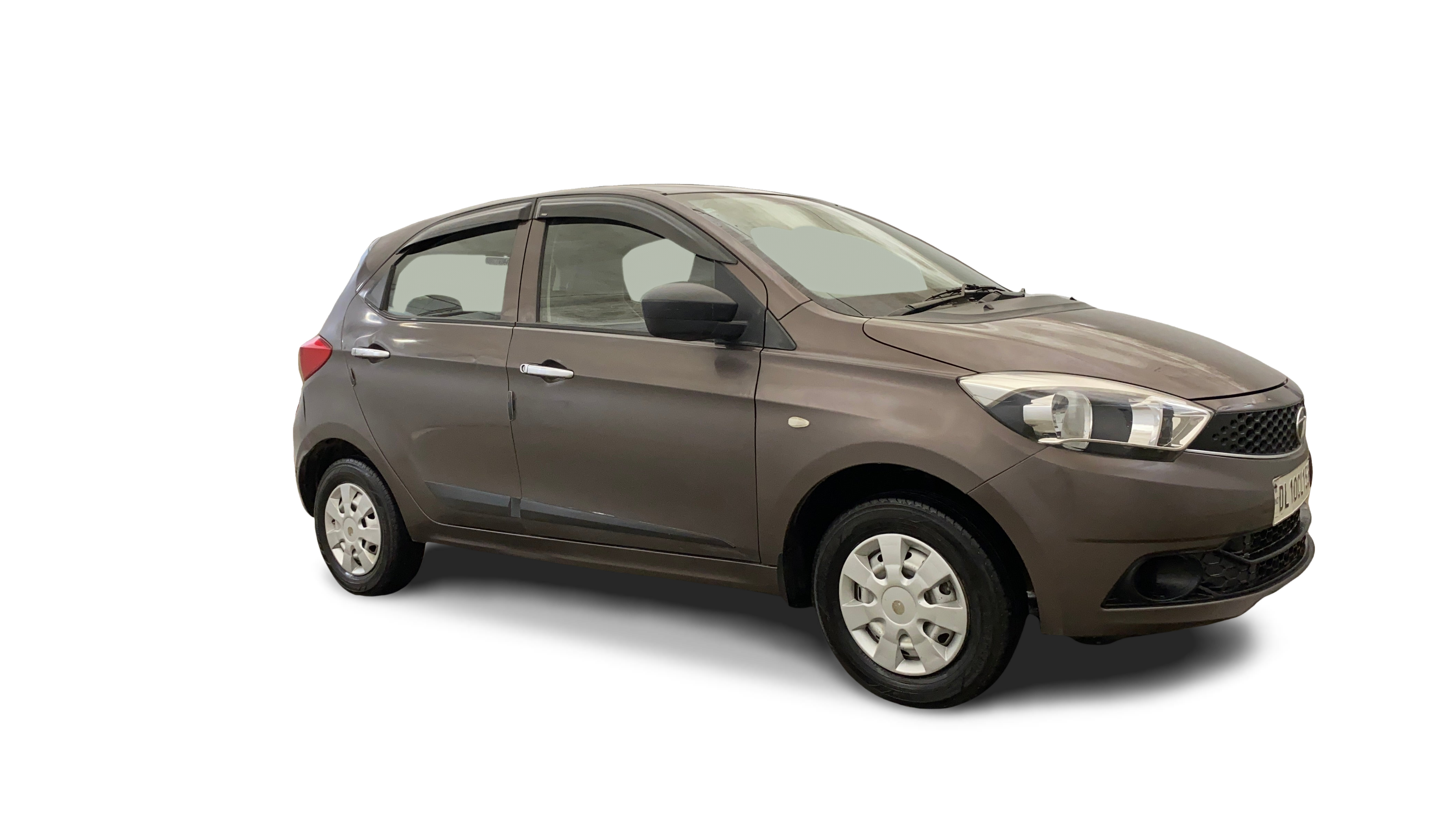 Tata Tiago-img