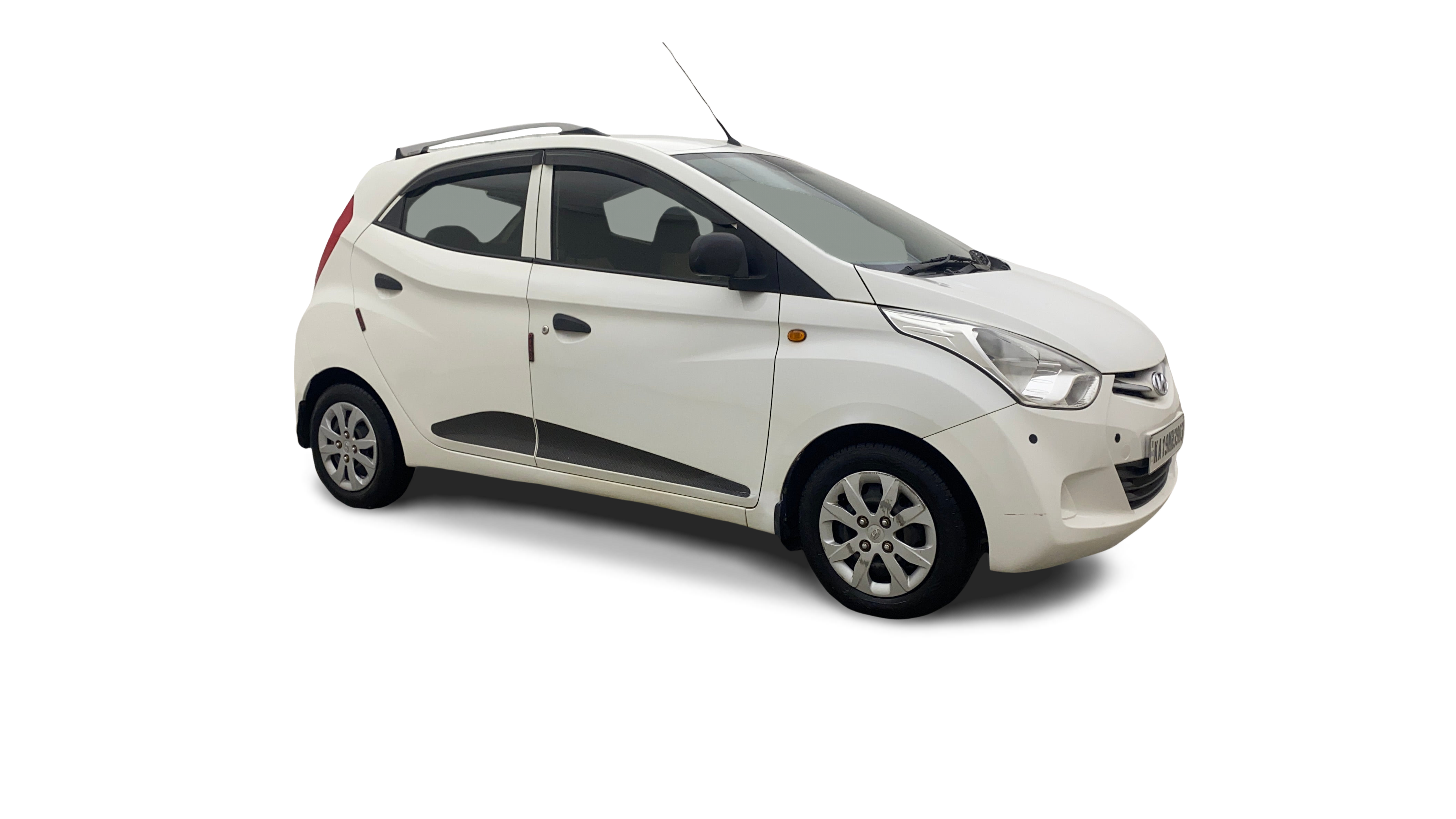 2017 Hyundai Eon - Hatchback - Petrol - Manual - ₹2.77 lakh