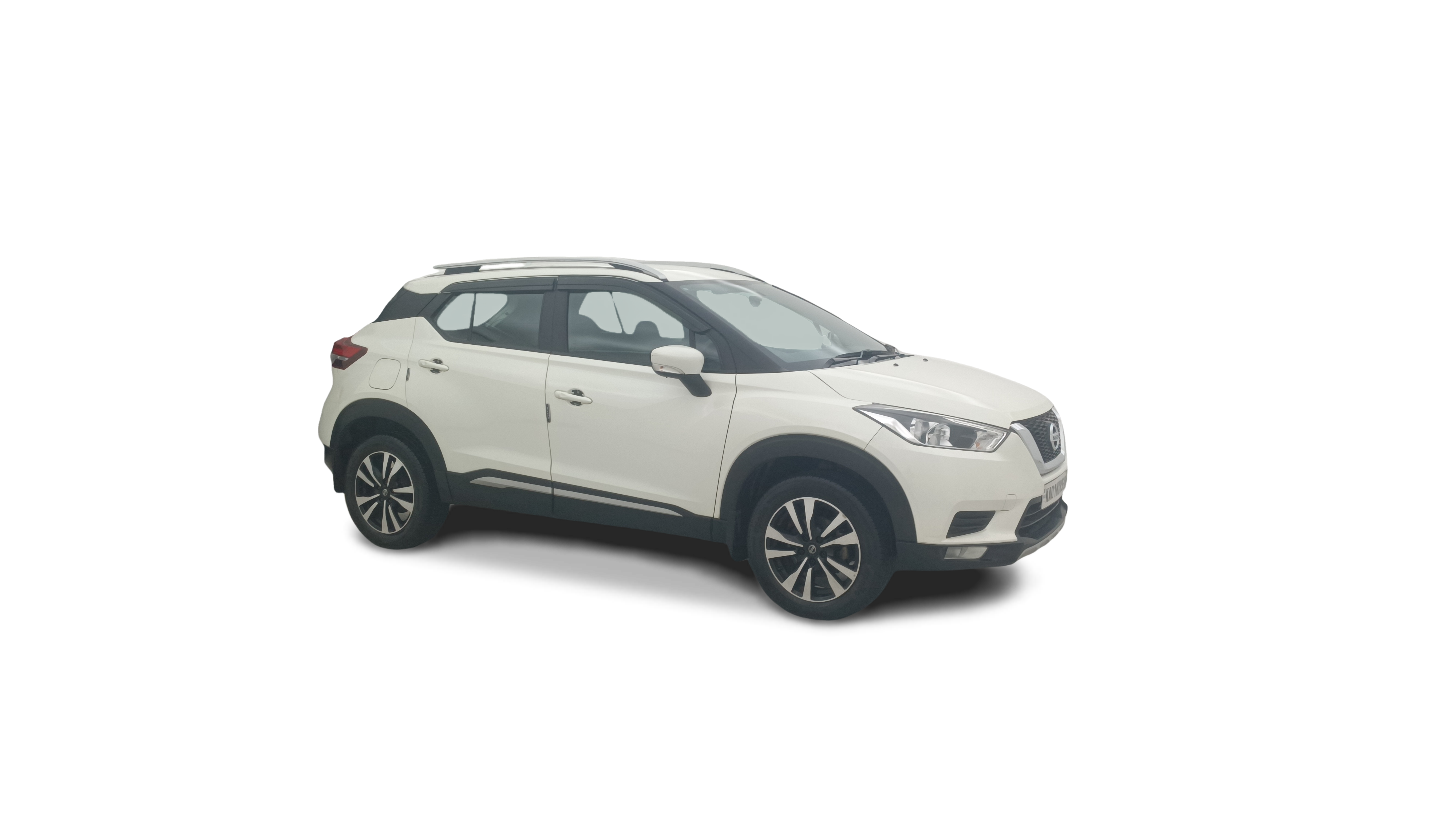 2022 Nissan Kicks - SUV - Petrol - Manual - ₹7.88 lakh