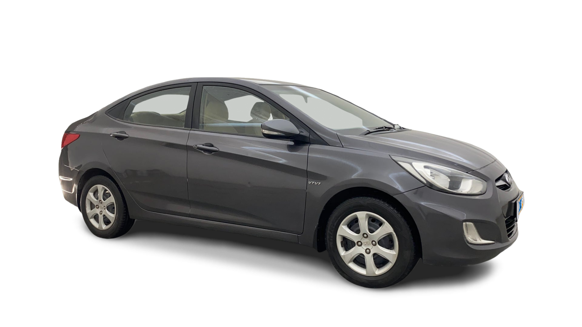 Hyundai Verna-img