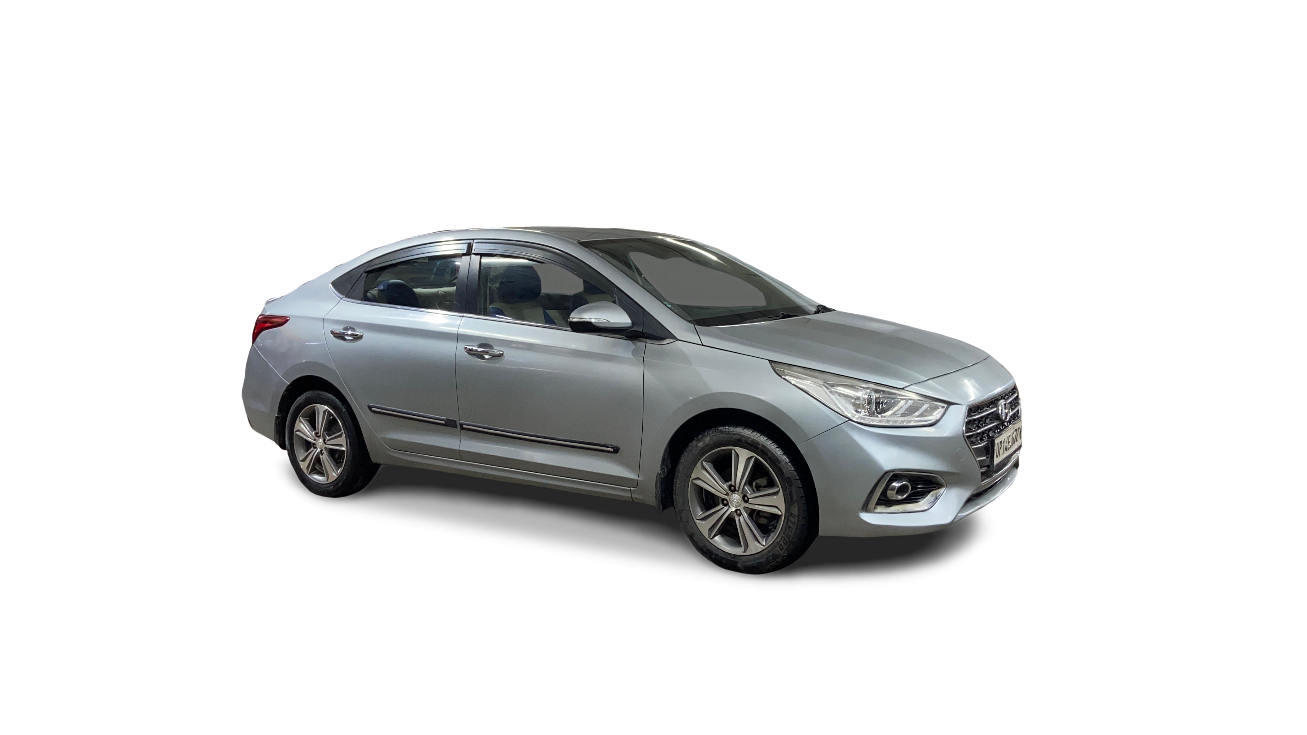 2019 Hyundai Verna - Sedan - Petrol - Manual - ₹6.70 lakh