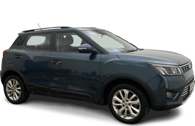 2019 Mahindra XUV300 - SUV - Diesel - Automatic - ₹7.15 lakh