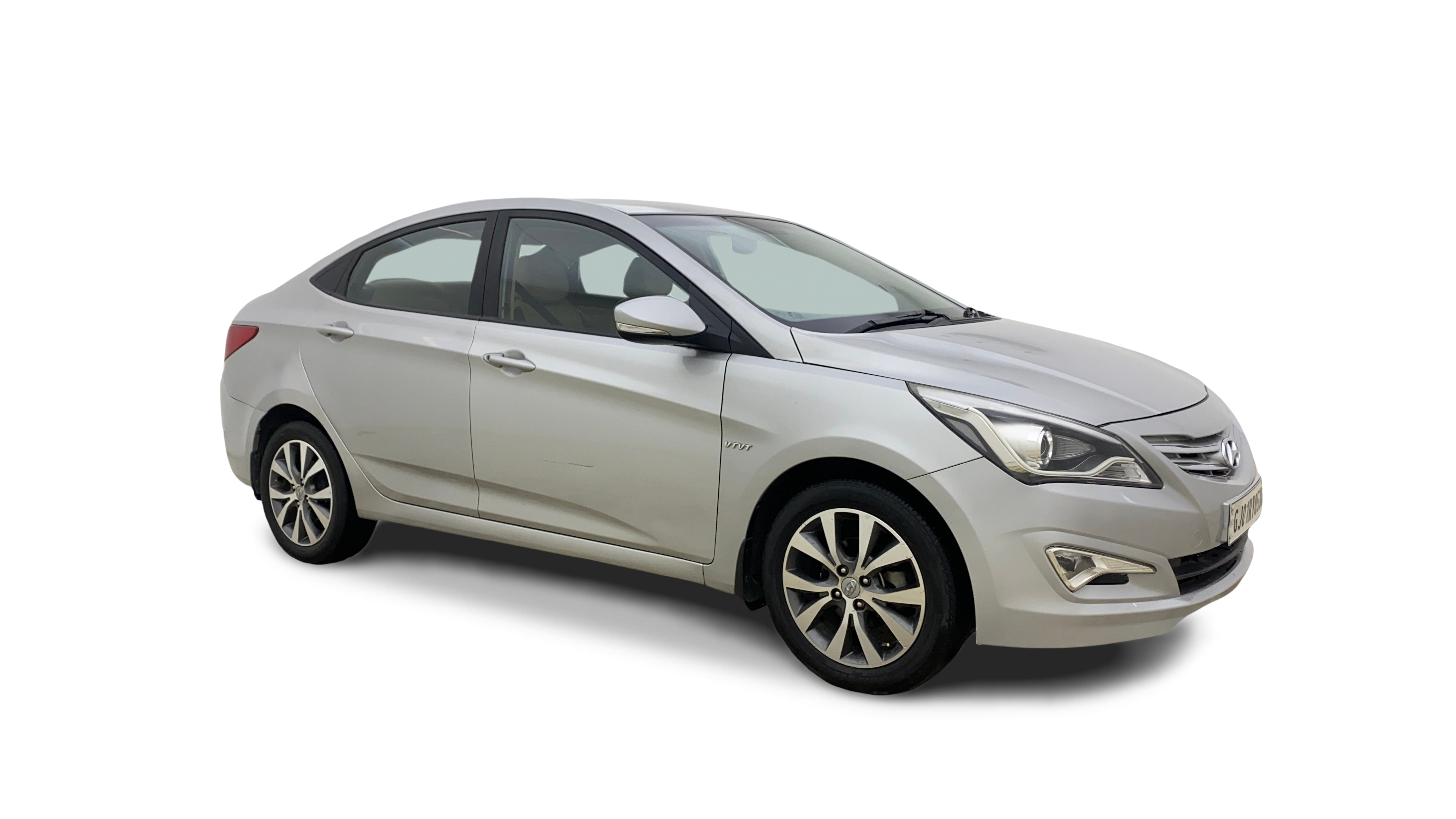 Hyundai Verna-img