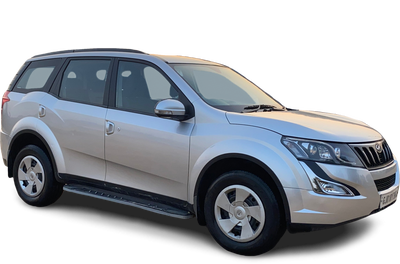 Mahindra XUV500-img
