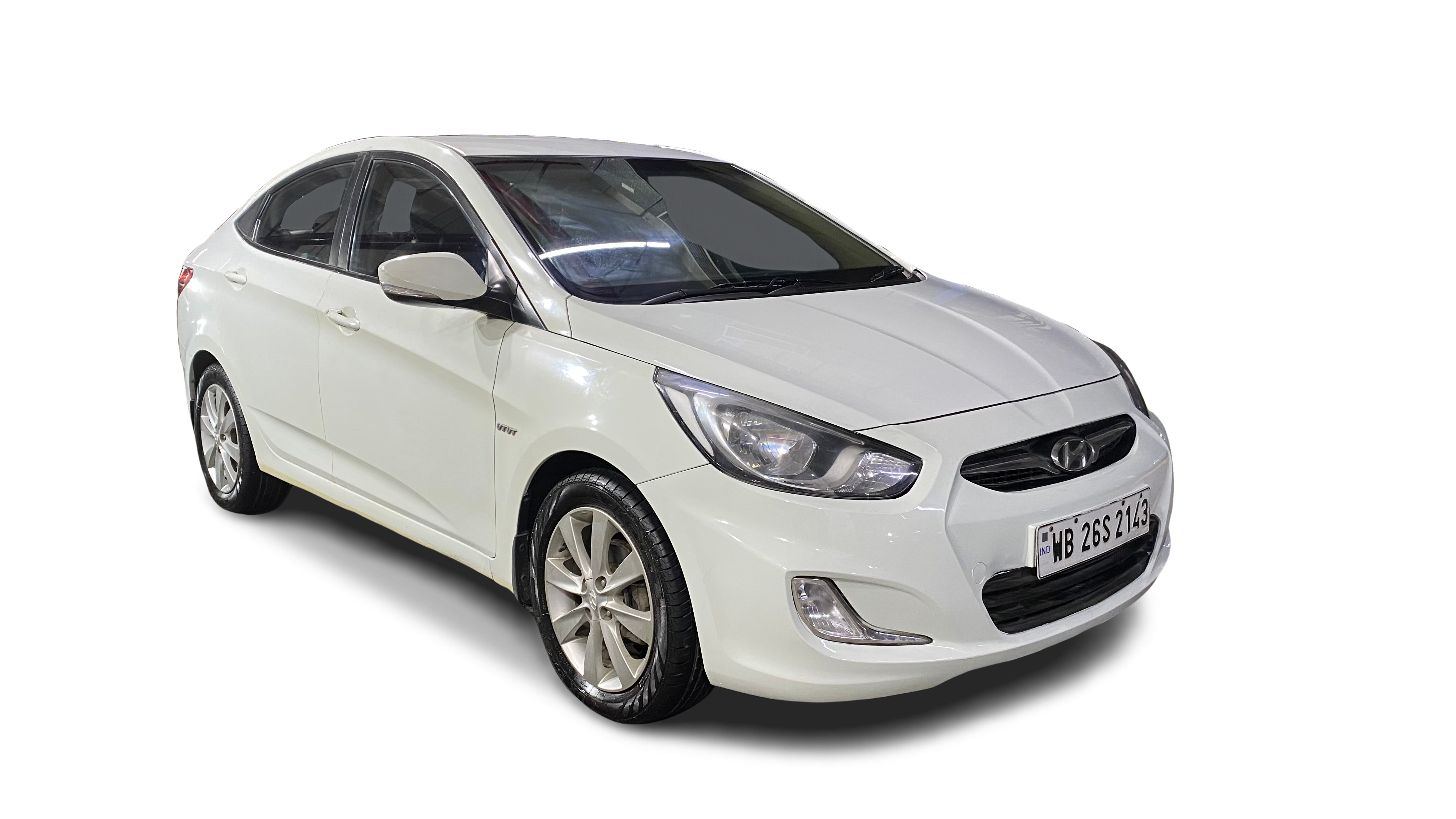 Hyundai Verna-img