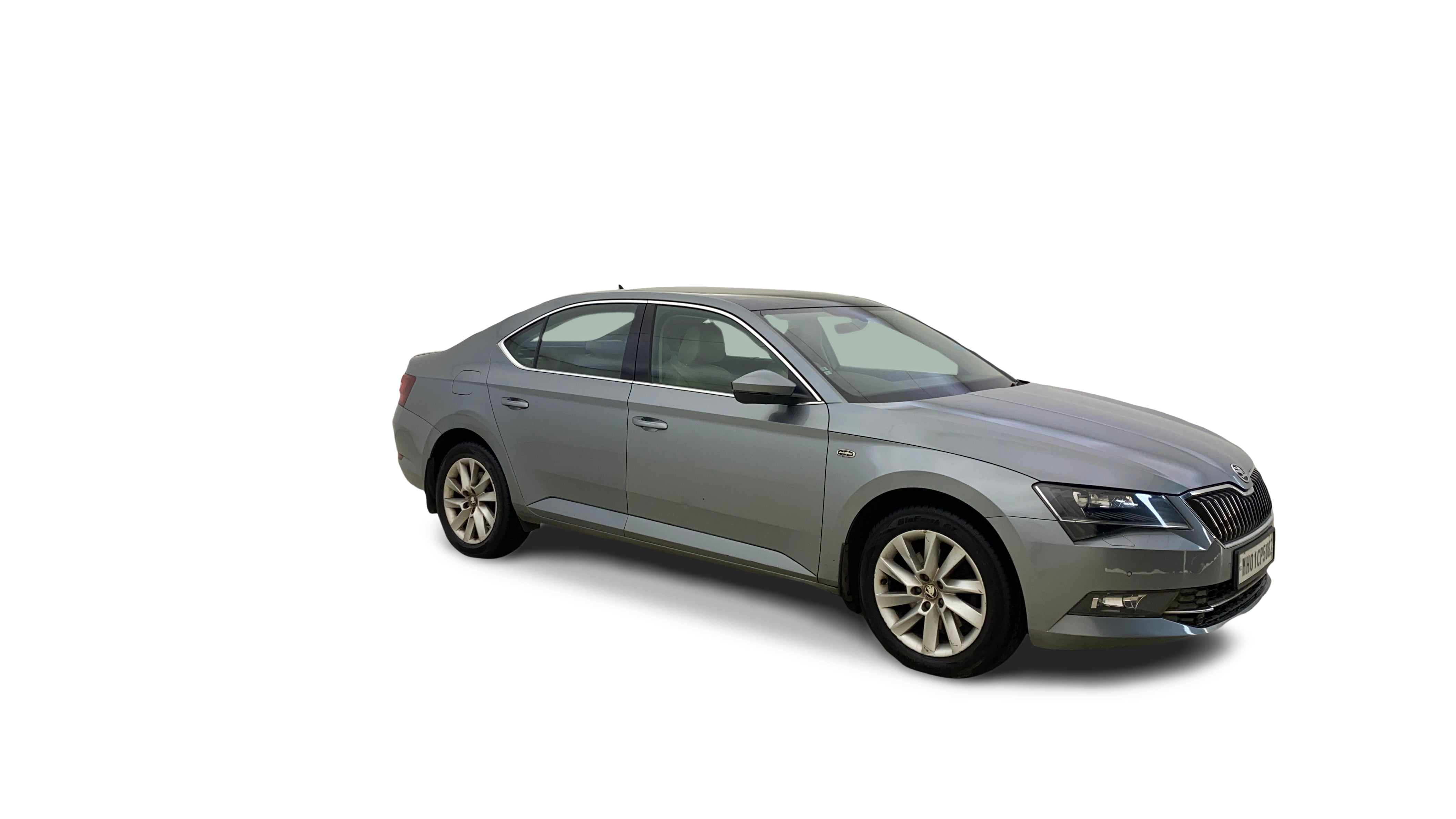 Skoda Superb-img