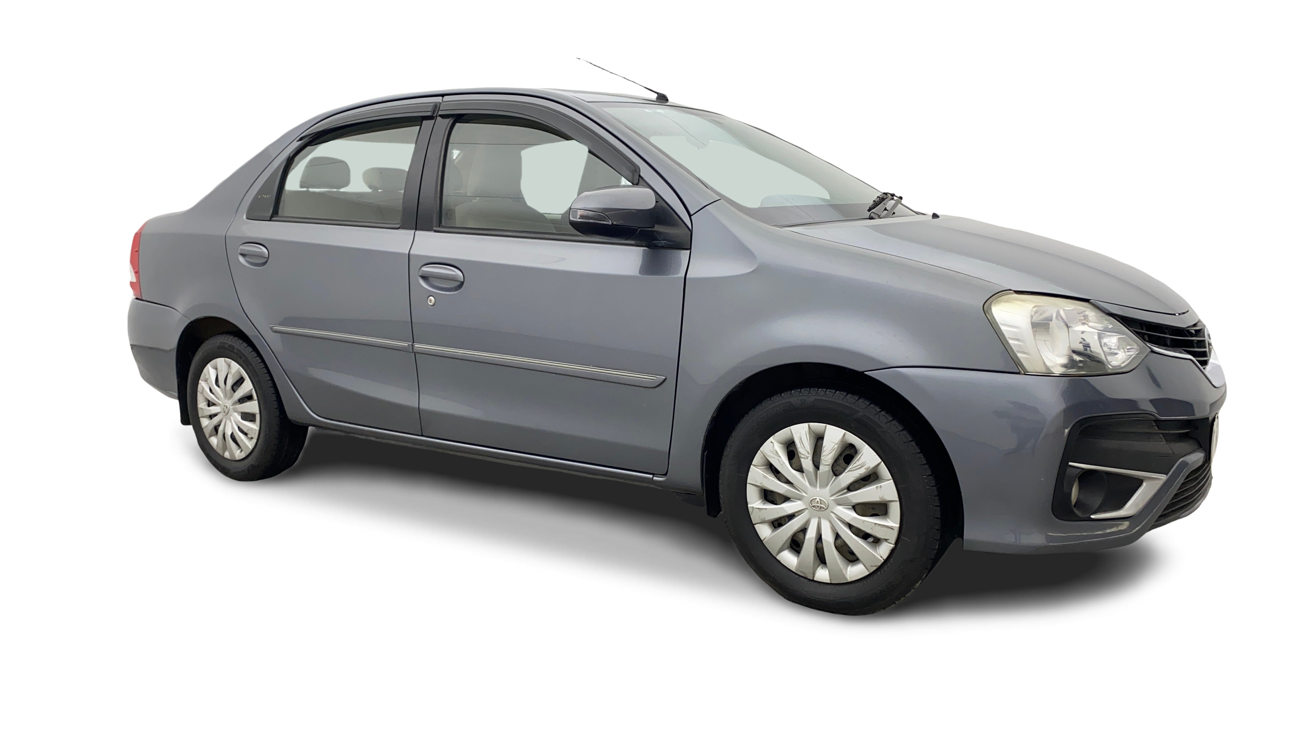 Toyota Etios-img