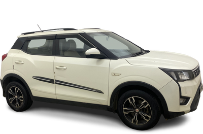 2021 Mahindra XUV300 - SUV - Diesel - Automatic - ₹7.23 lakh