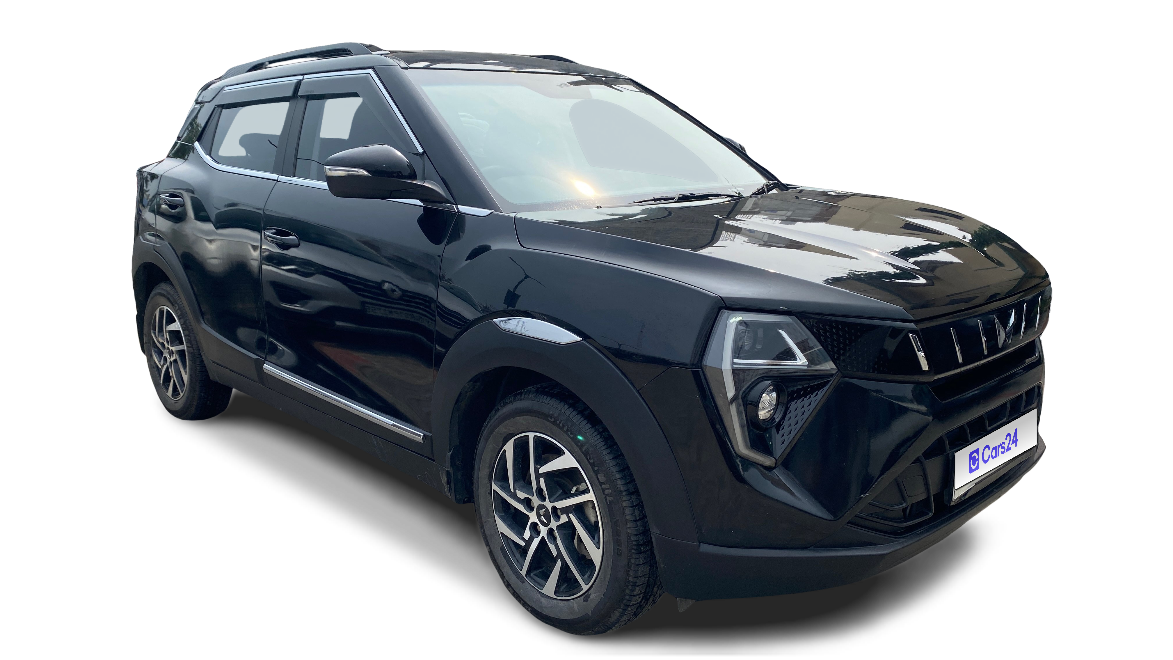 2024 Mahindra XUV 3XO - SUV - Petrol - Manual - ₹10.42 lakh