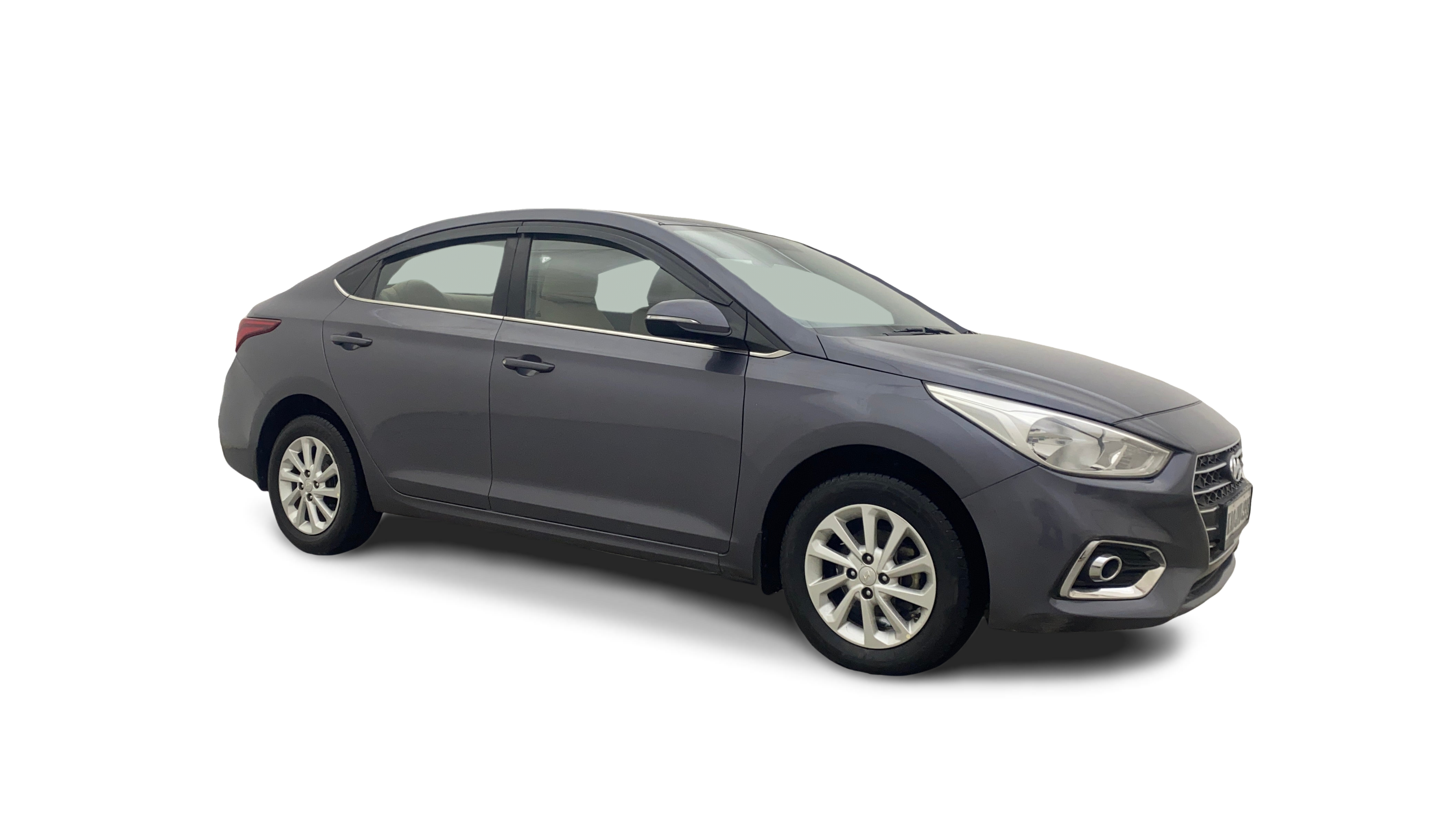 Hyundai Verna-img