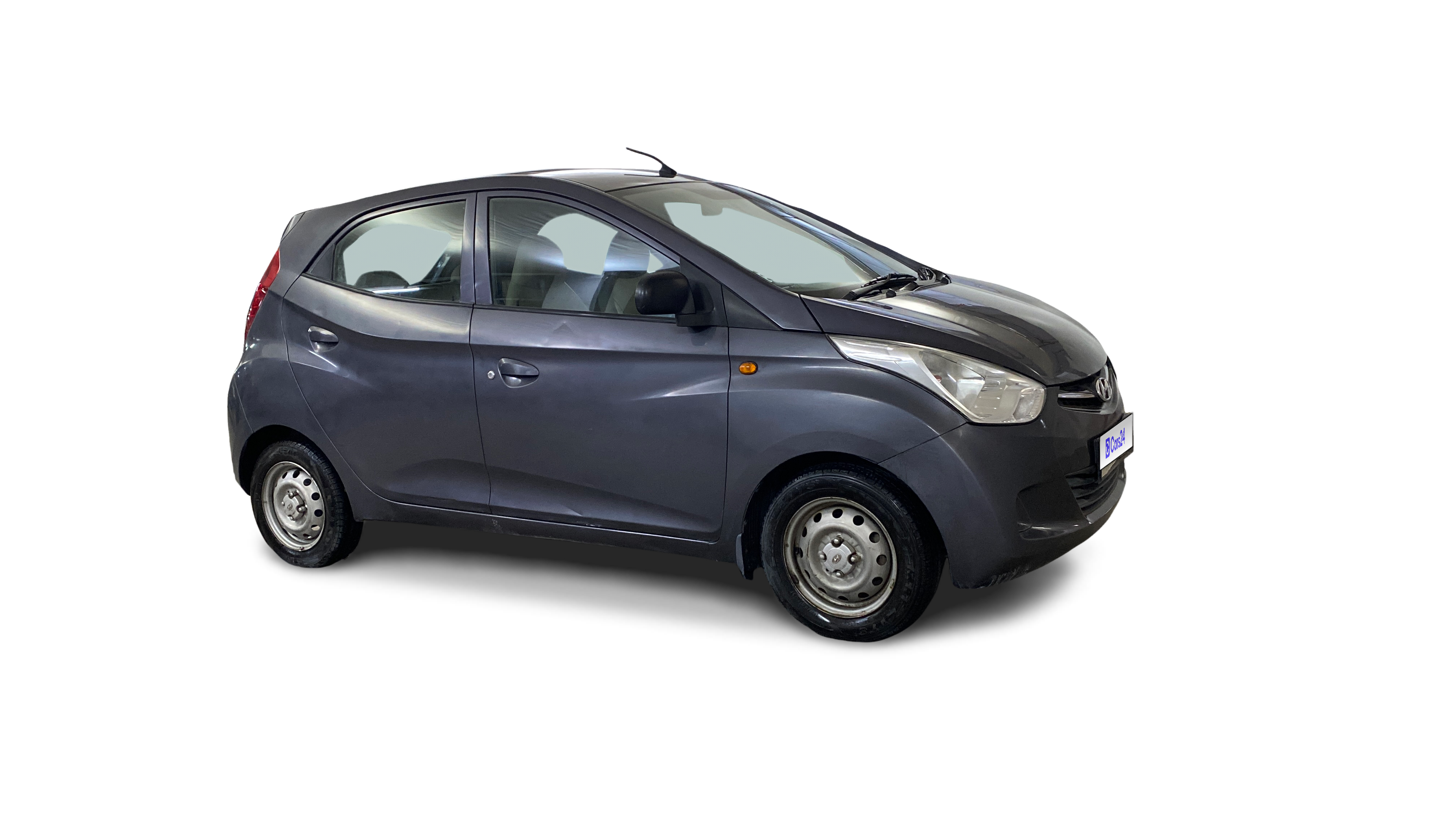 2018 Hyundai Eon - Hatchback - Petrol - Manual - ₹2.18 lakh