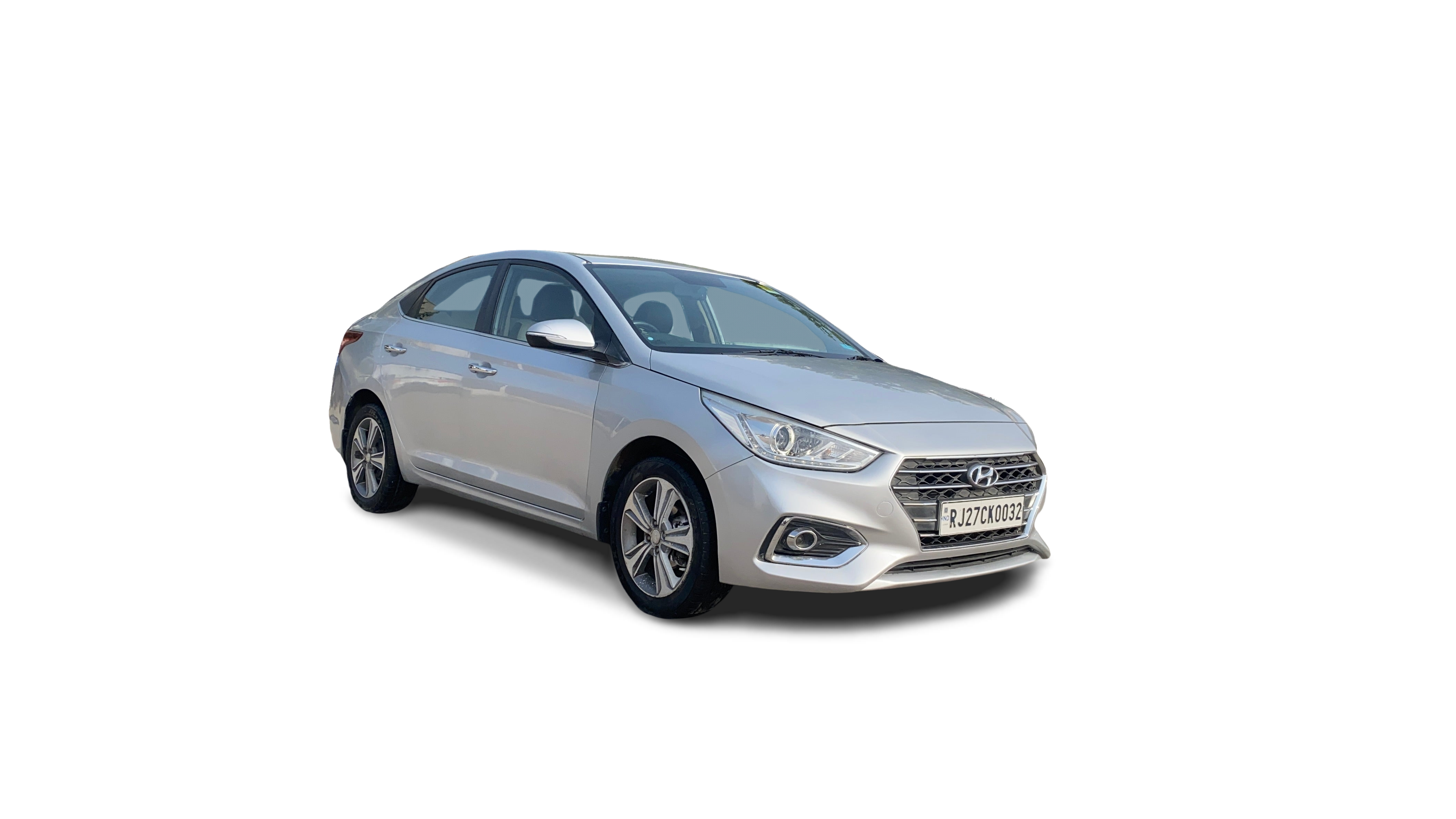 Hyundai Verna-img