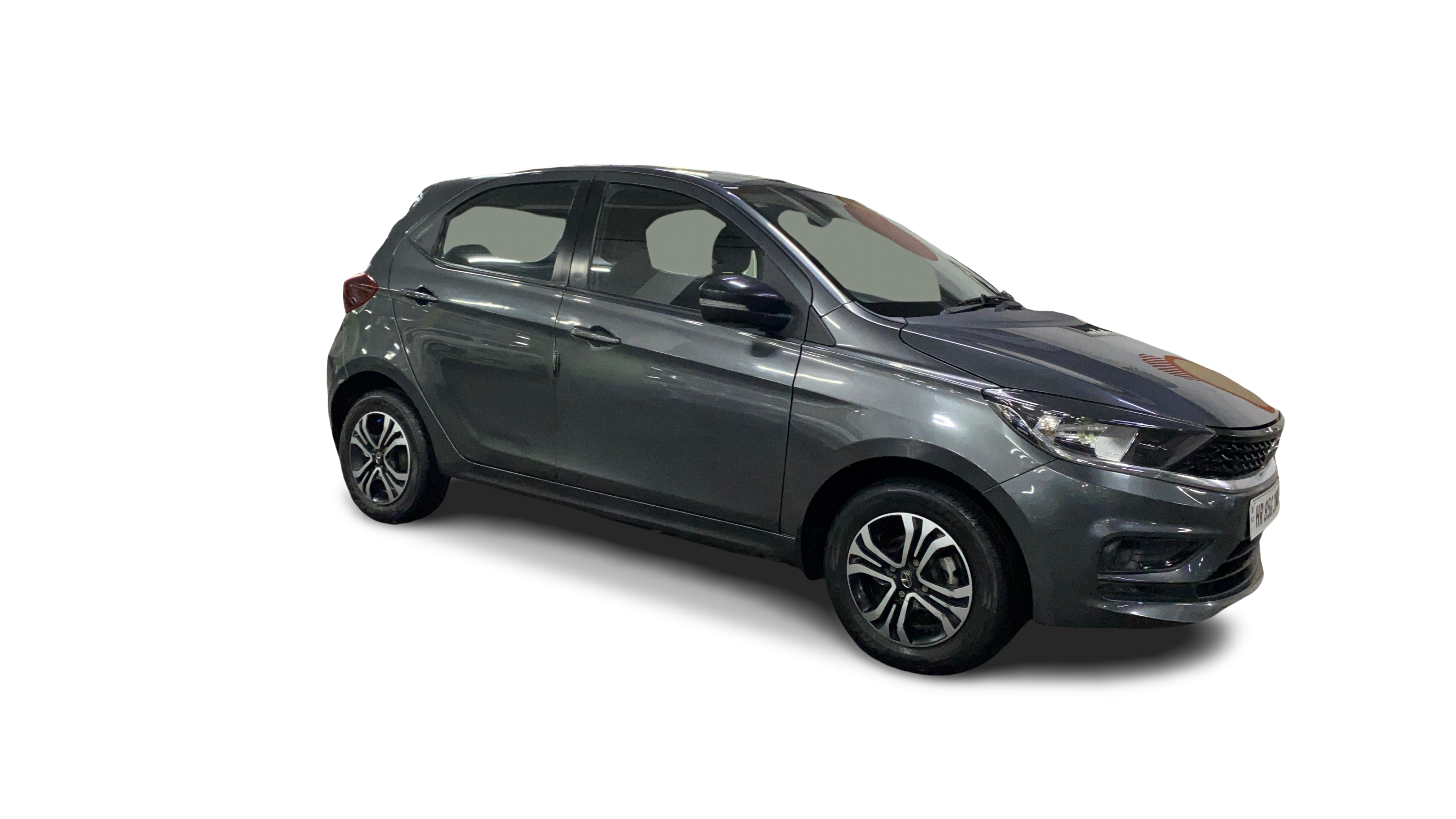 Tata Tiago-img