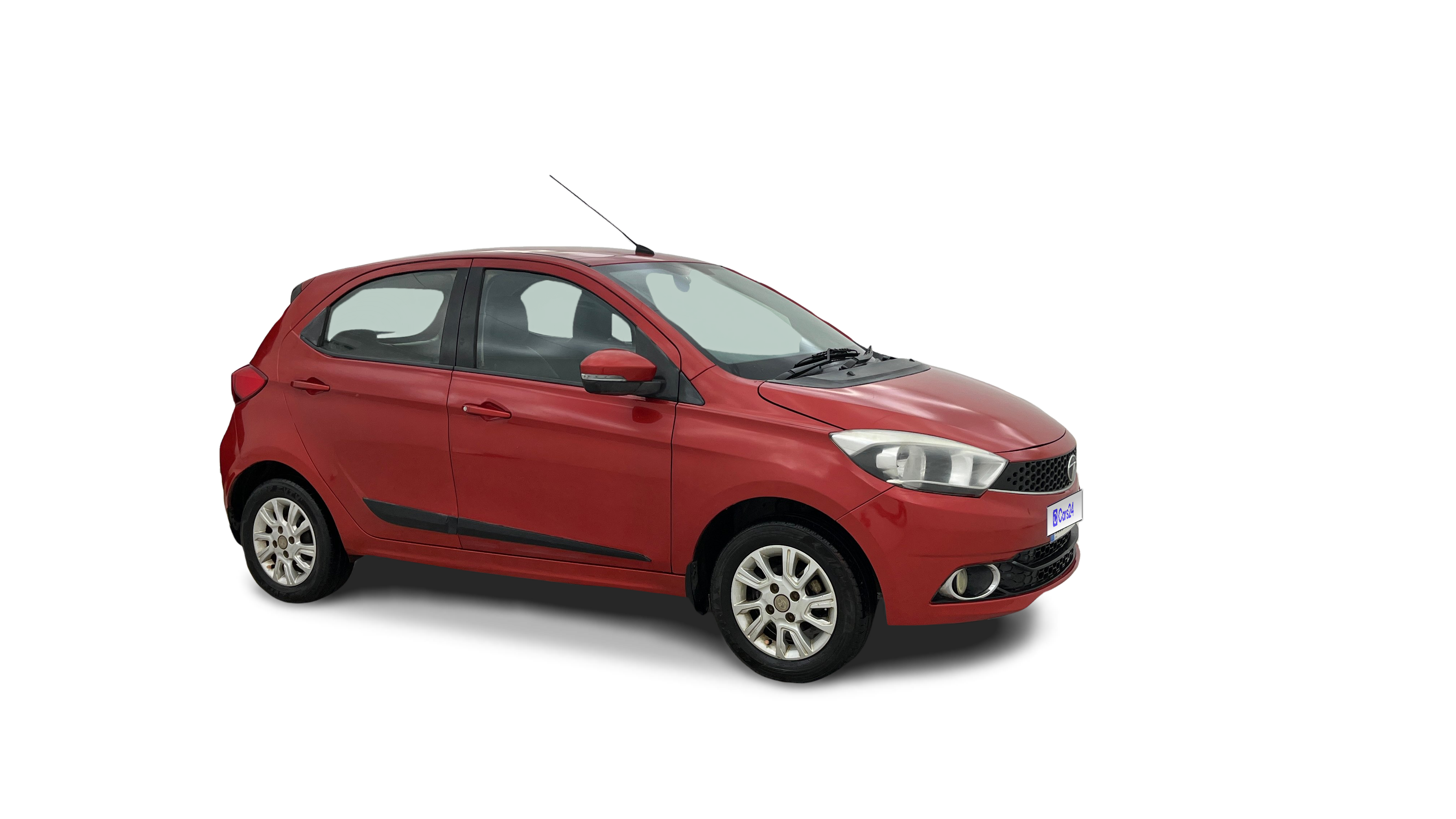 2018 Tata Tiago - Hatchback - Petrol - Manual - ₹3.95 lakh