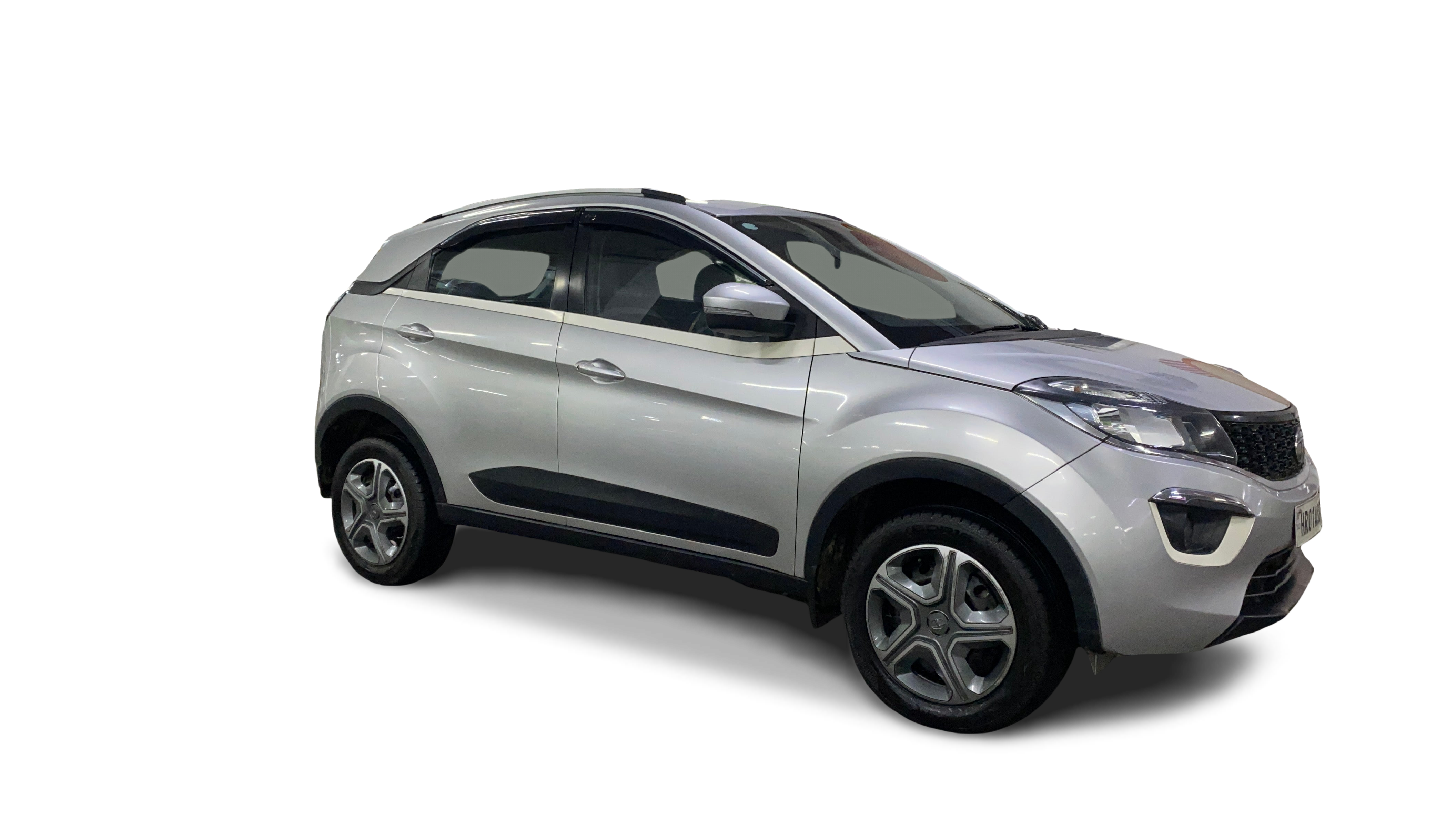 Tata NEXON-img
