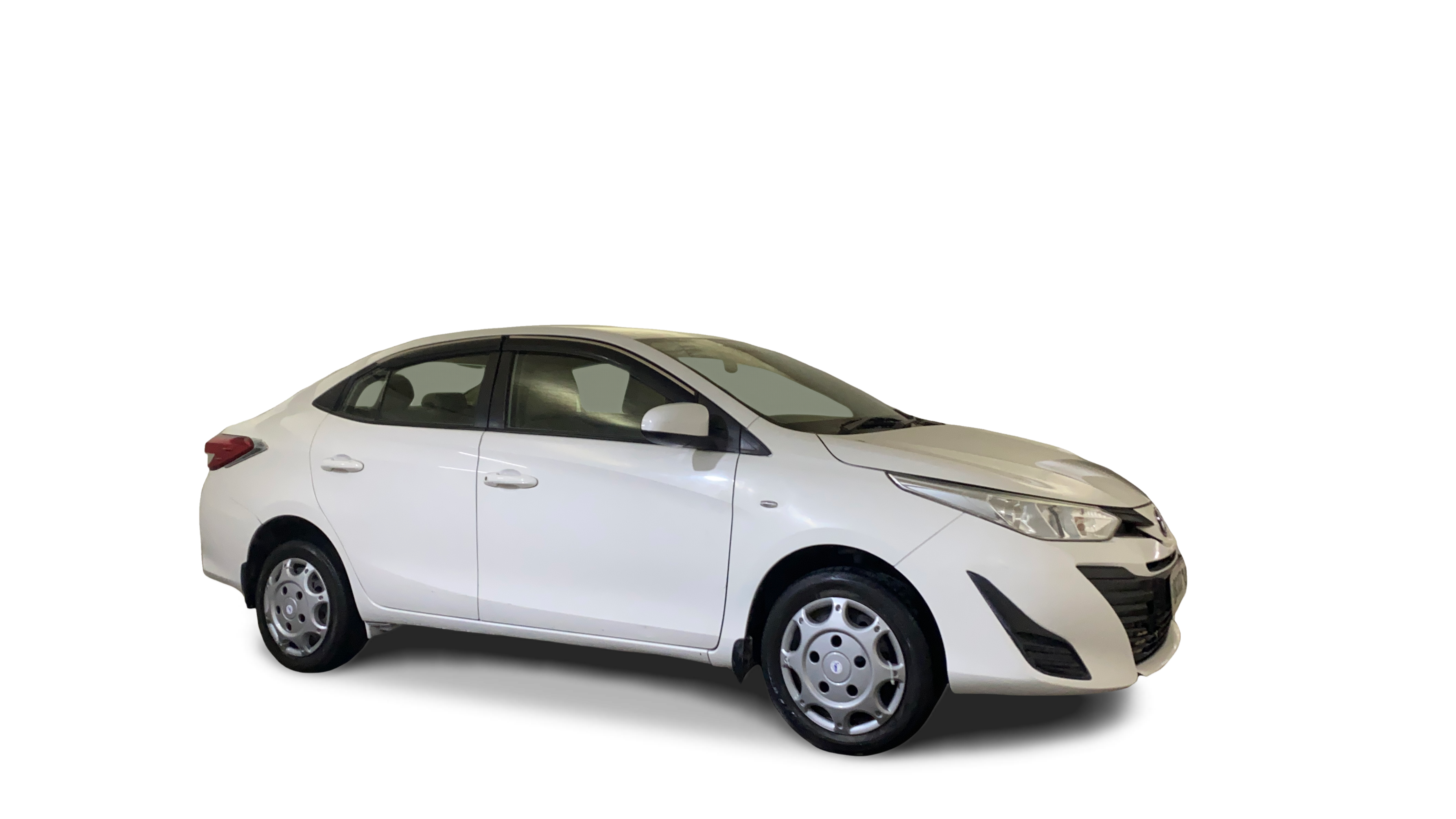 2018 Toyota YARIS - Sedan - Petrol - Automatic - ₹4.80 lakh