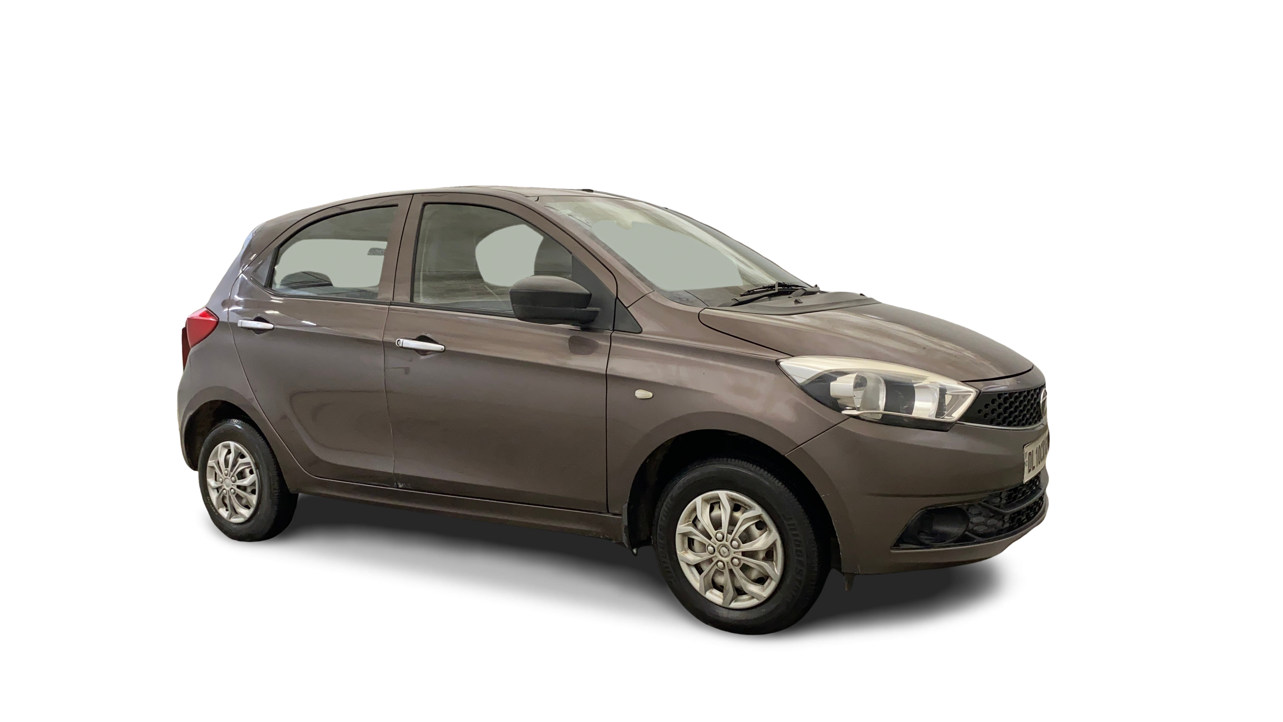 Tata Tiago-img