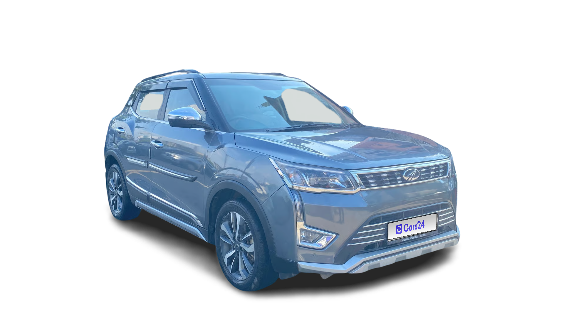 2021 Mahindra XUV300 - SUV - Petrol - Manual - ₹7.42 lakh