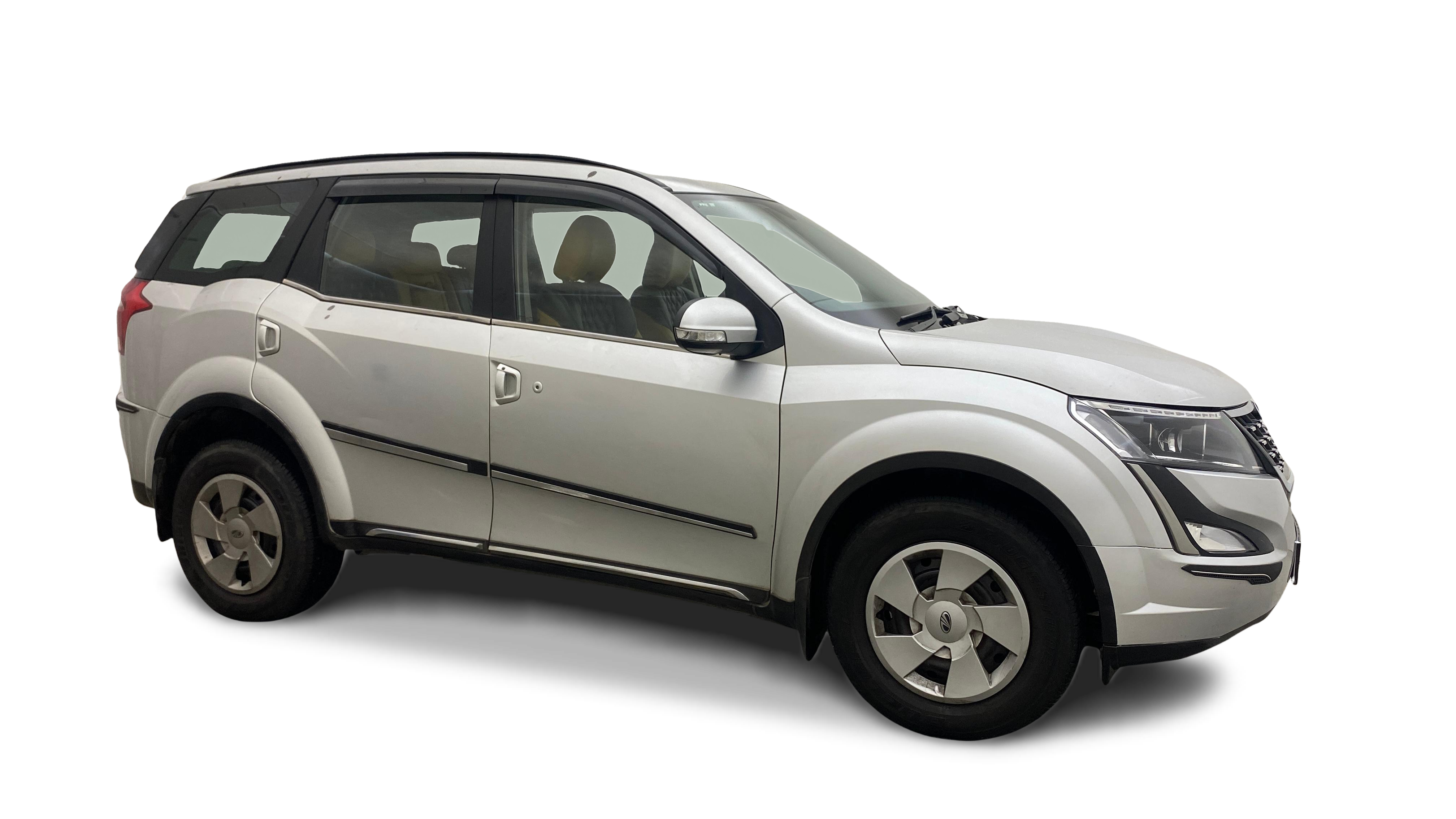 2019 Mahindra XUV500 - SUV - Diesel - Manual - ₹8.78 lakh