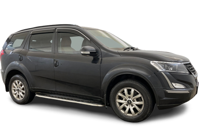 Mahindra XUV500-img