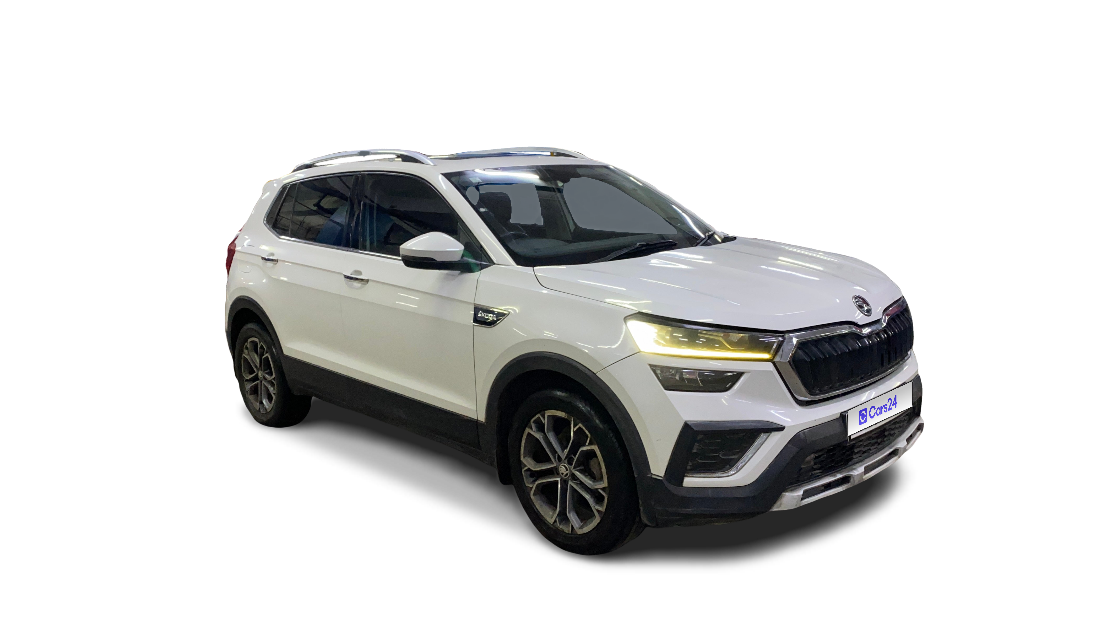 2022 Skoda KUSHAQ - SUV - Petrol - Manual - ₹7.75 lakh