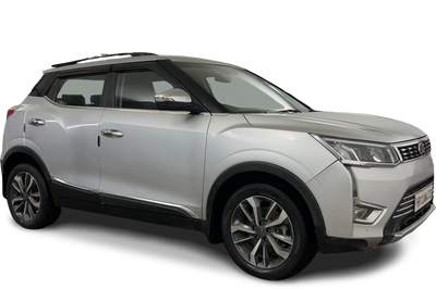 Mahindra XUV300-img