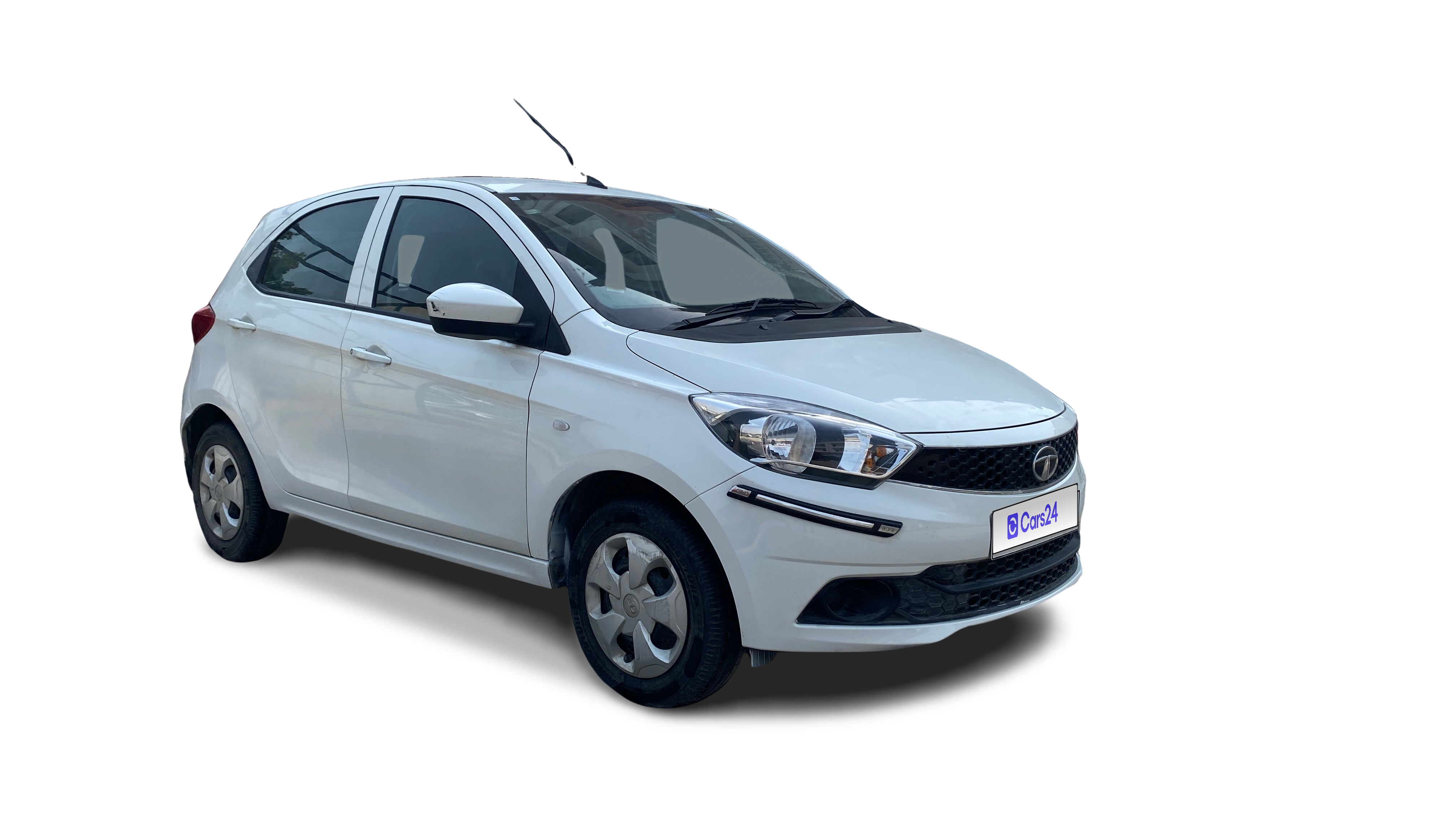 2017 Tata Tiago - Hatchback - Petrol - Manual - ₹2.70 lakh