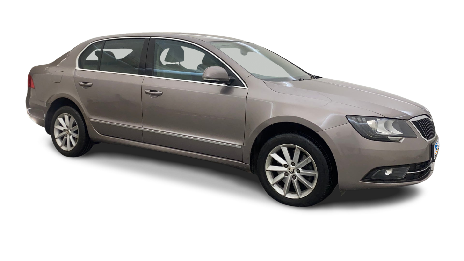 Skoda Superb-img