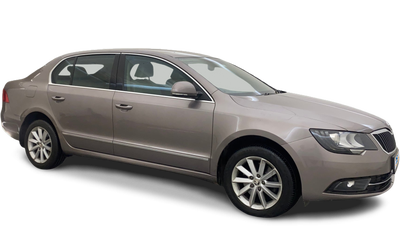 Skoda Superb-img