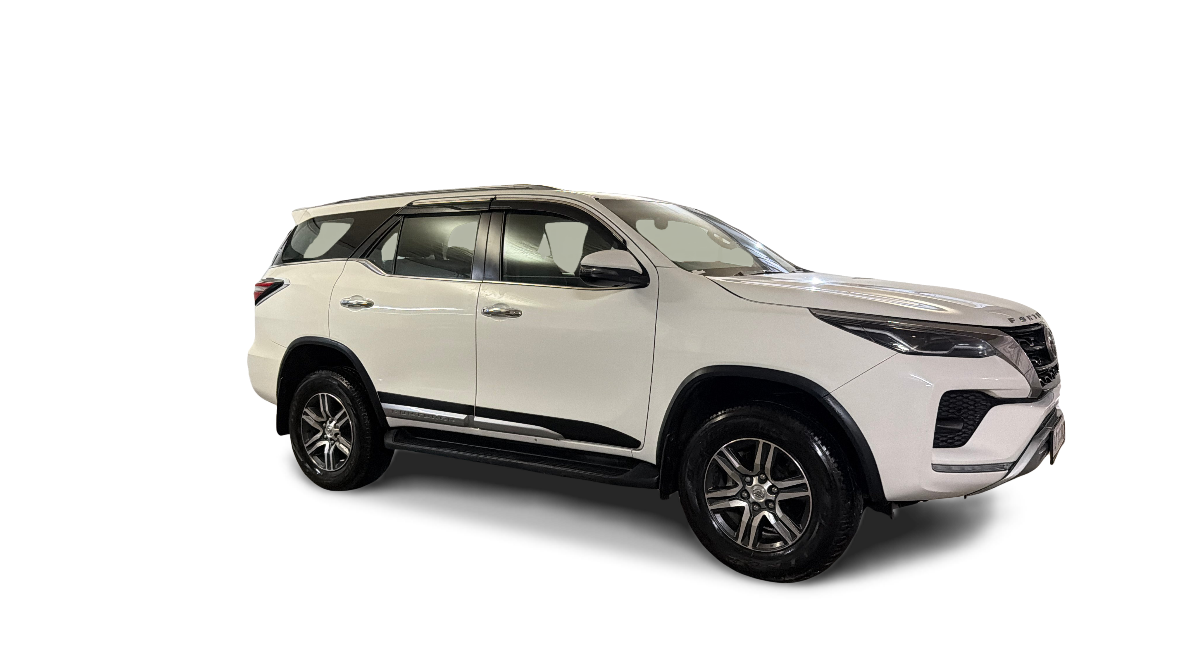 2023 Toyota Fortuner - SUV - Petrol - Automatic - ₹31.28 lakh