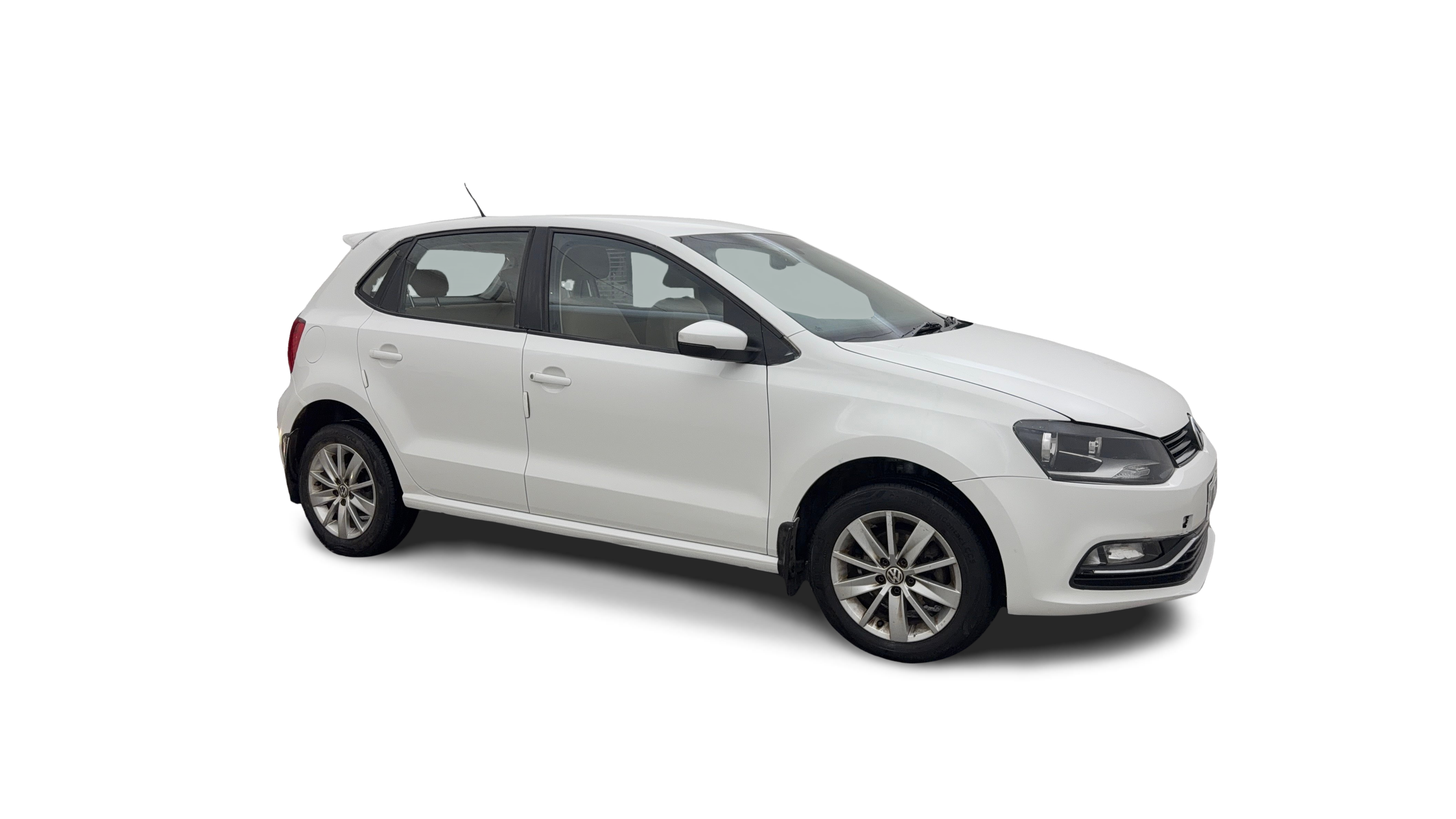 2016 Volkswagen Polo - Hatchback - Petrol - Manual - ₹4.28 lakh