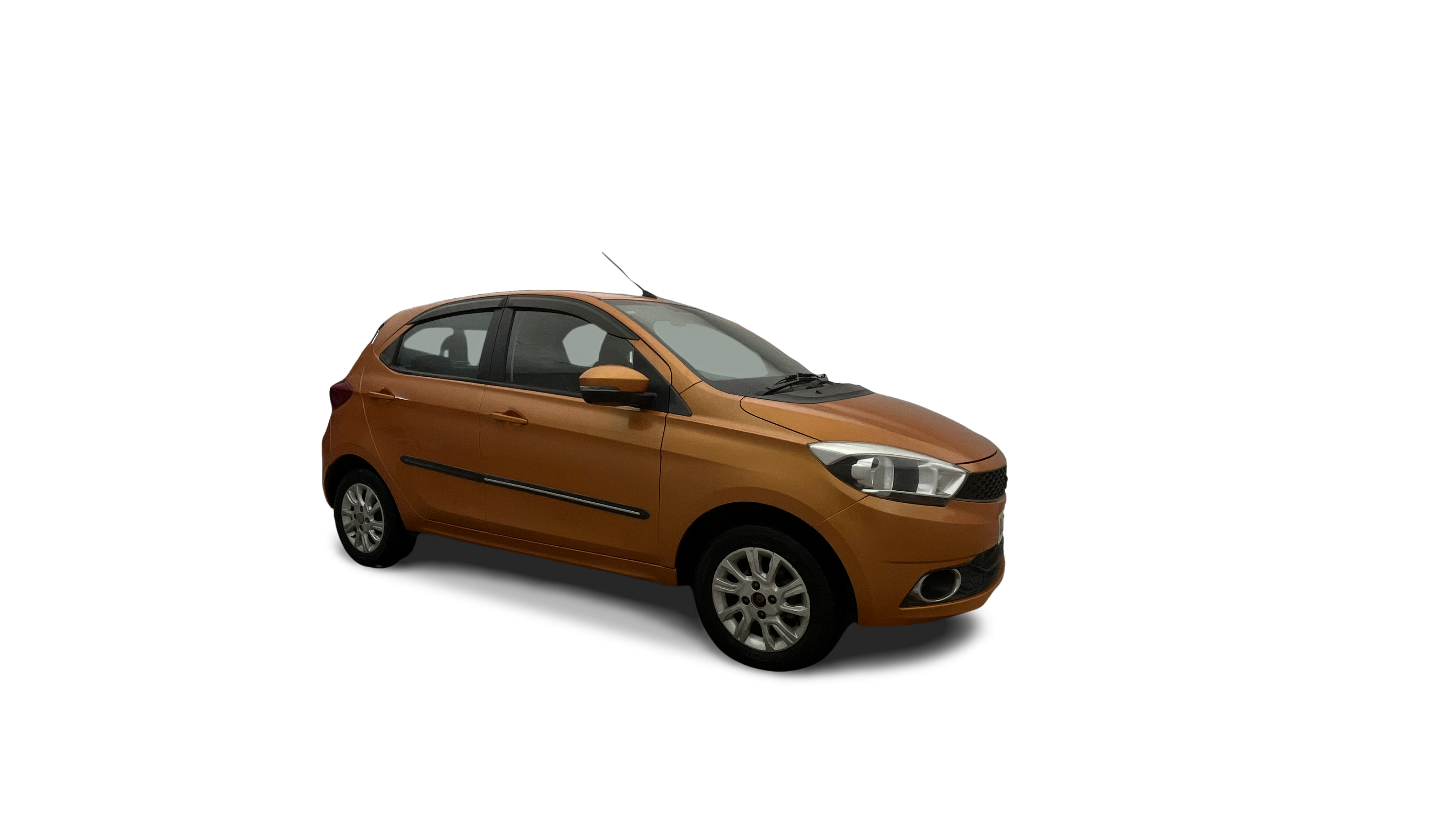 2017 Tata Tiago - Hatchback - Petrol - Manual - ₹2.98 lakh