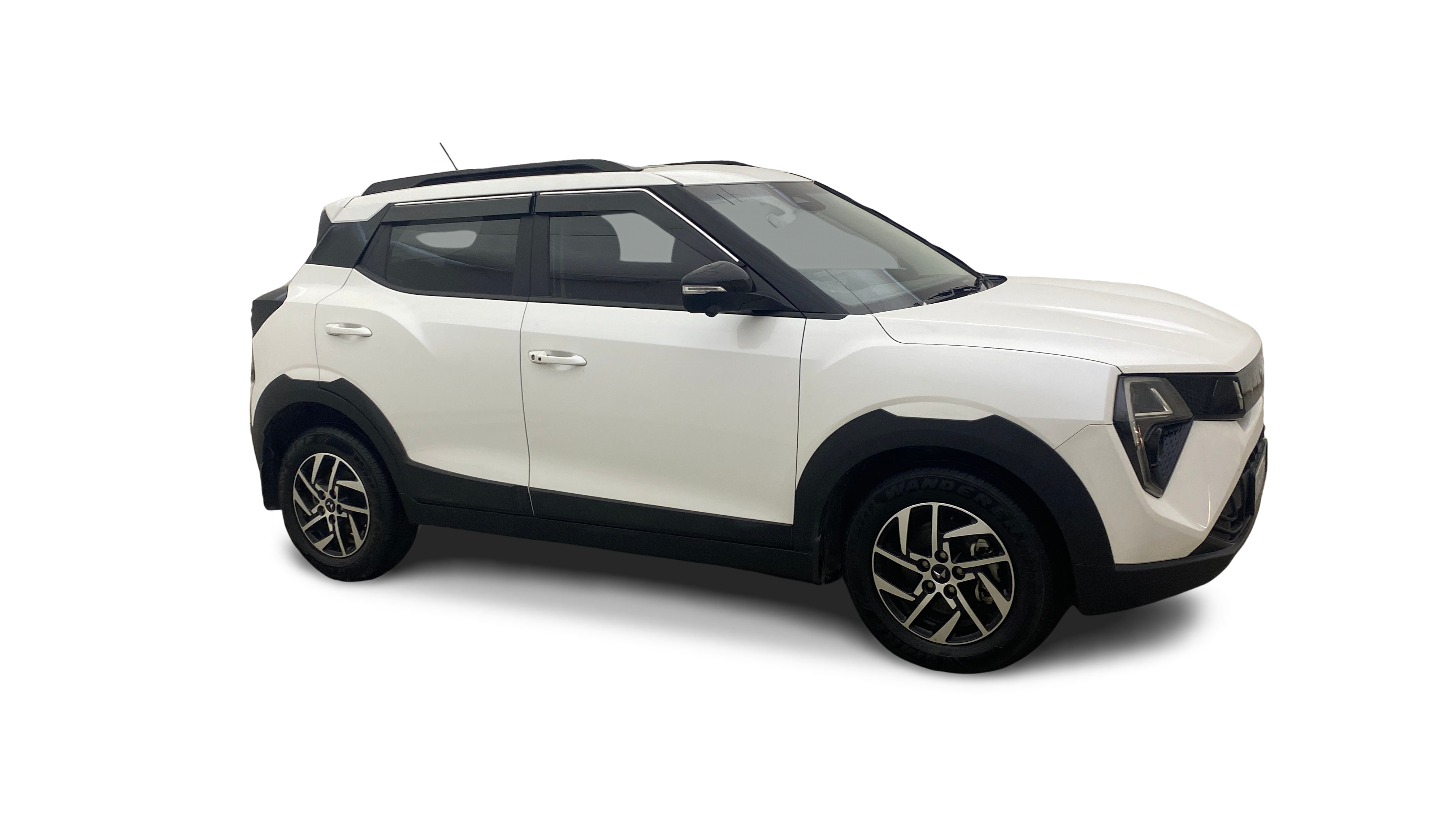 2024 Mahindra XUV 3XO - SUV - Petrol - Automatic - ₹11.94 lakh