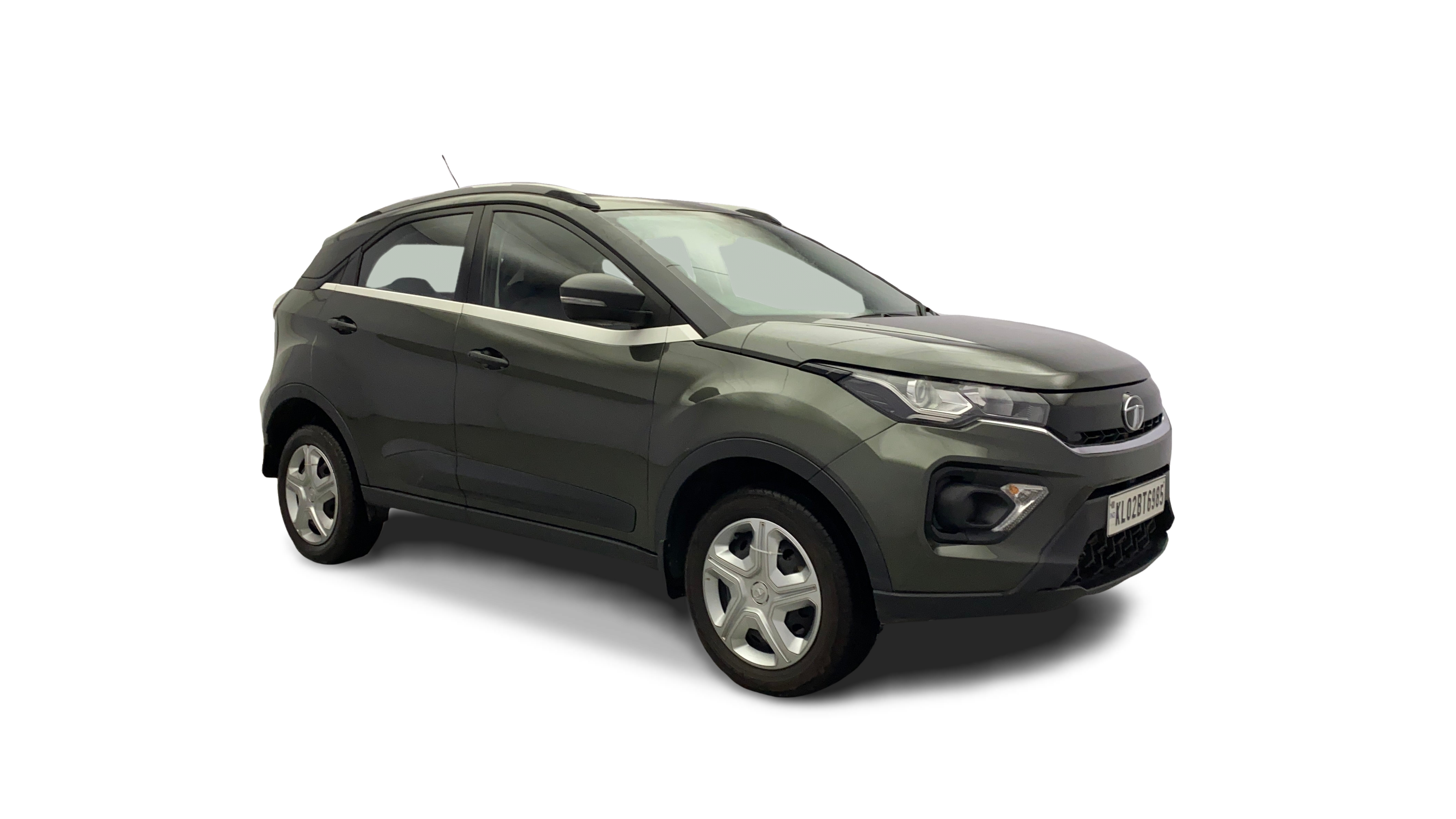 Tata NEXON-img