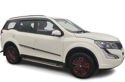Mahindra XUV500-img