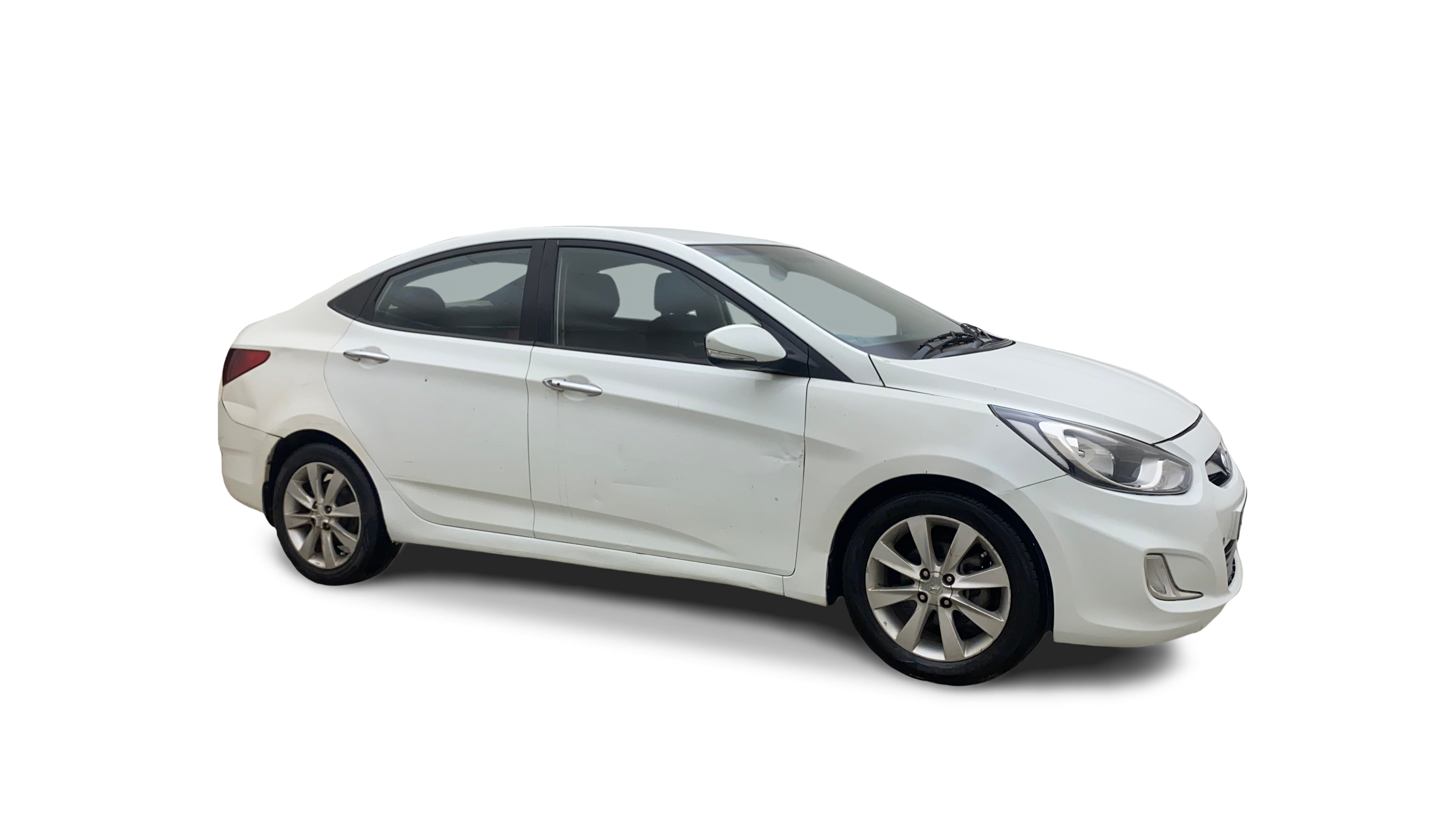 Hyundai Verna-img