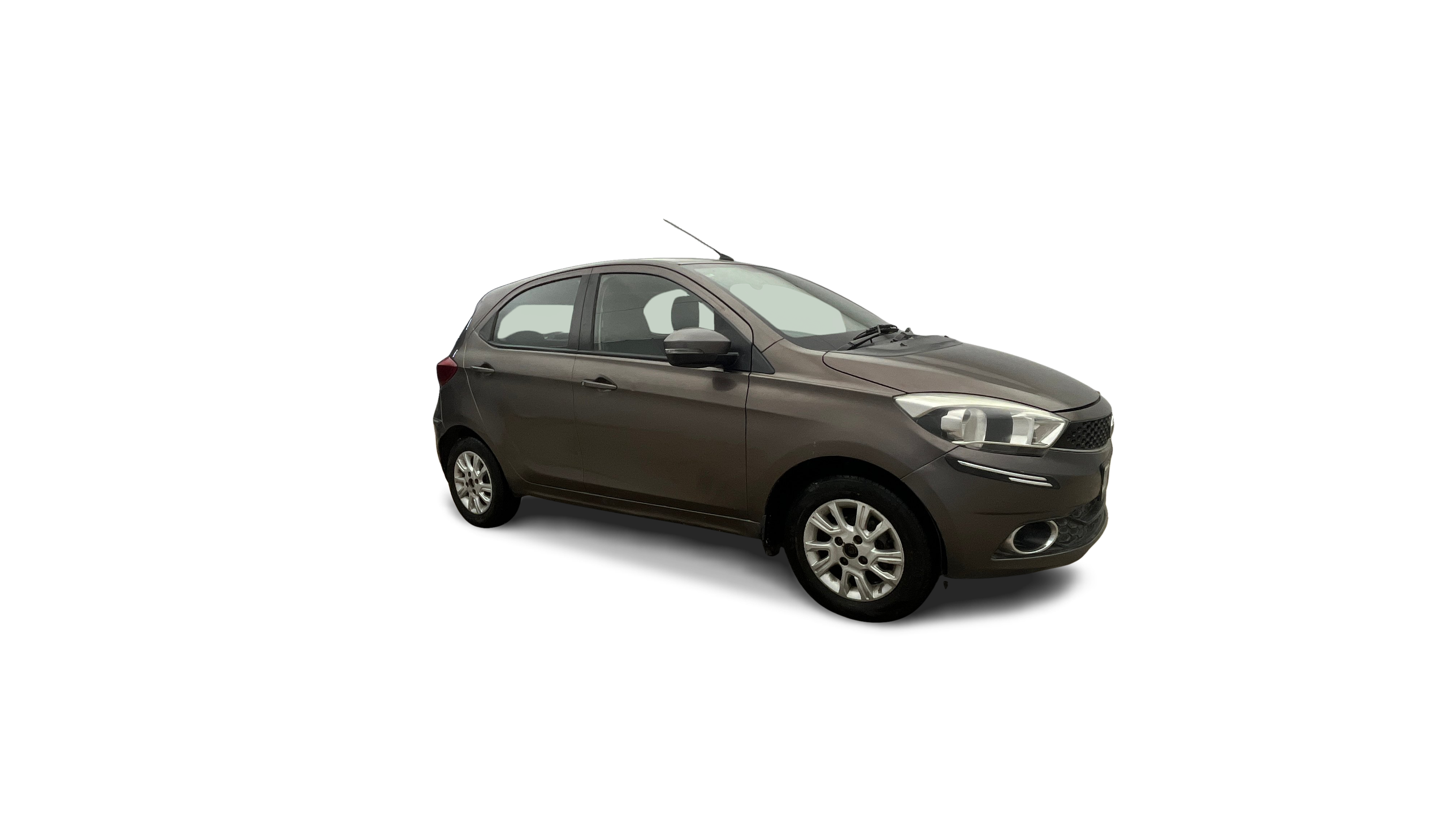 2016 Tata Tiago - Hatchback - Petrol - Manual - ₹2.21 lakh