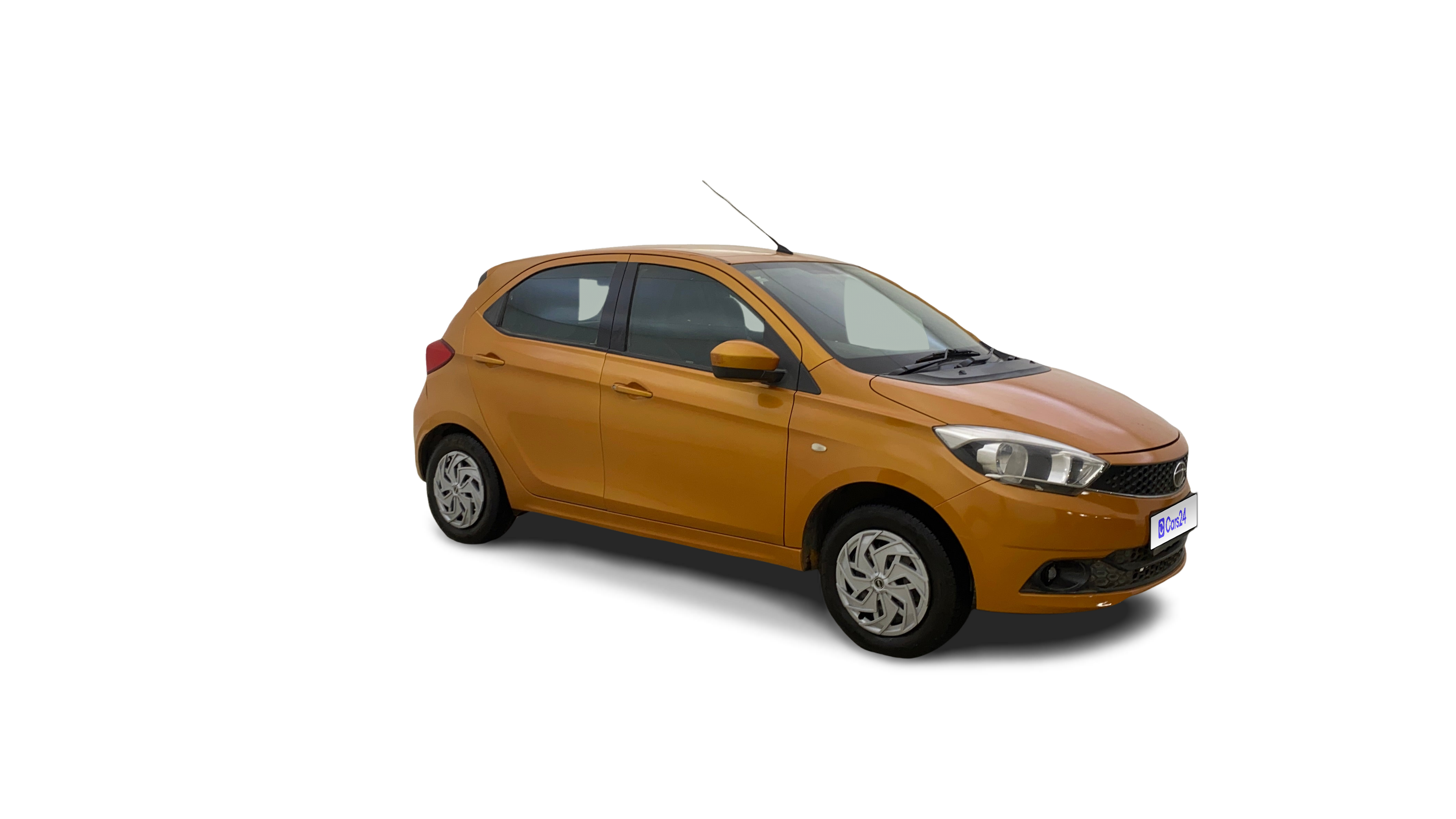 2016 Tata Tiago - Hatchback - CNG - Manual - ₹2.66 lakh