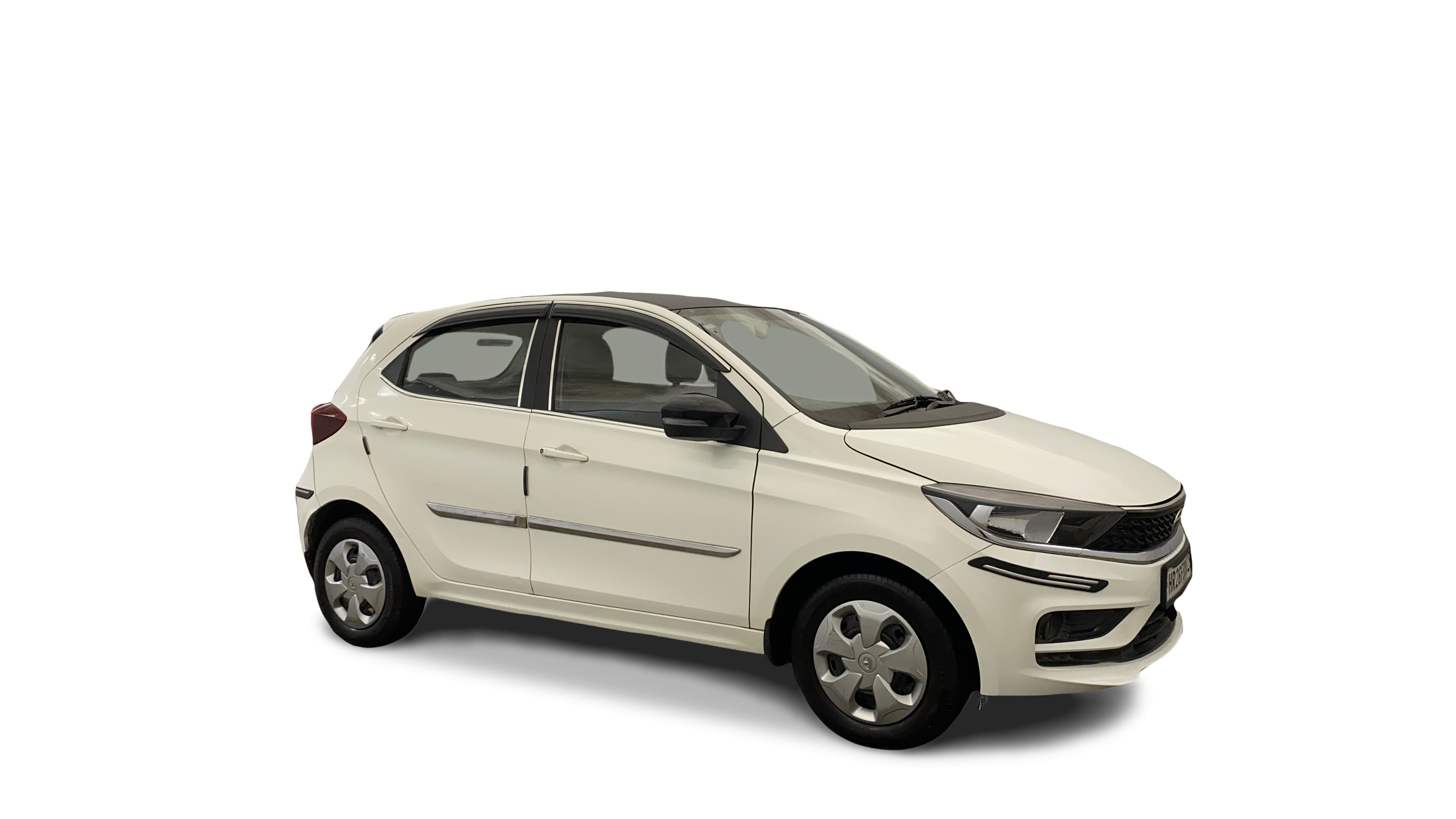 Tata Tiago-img