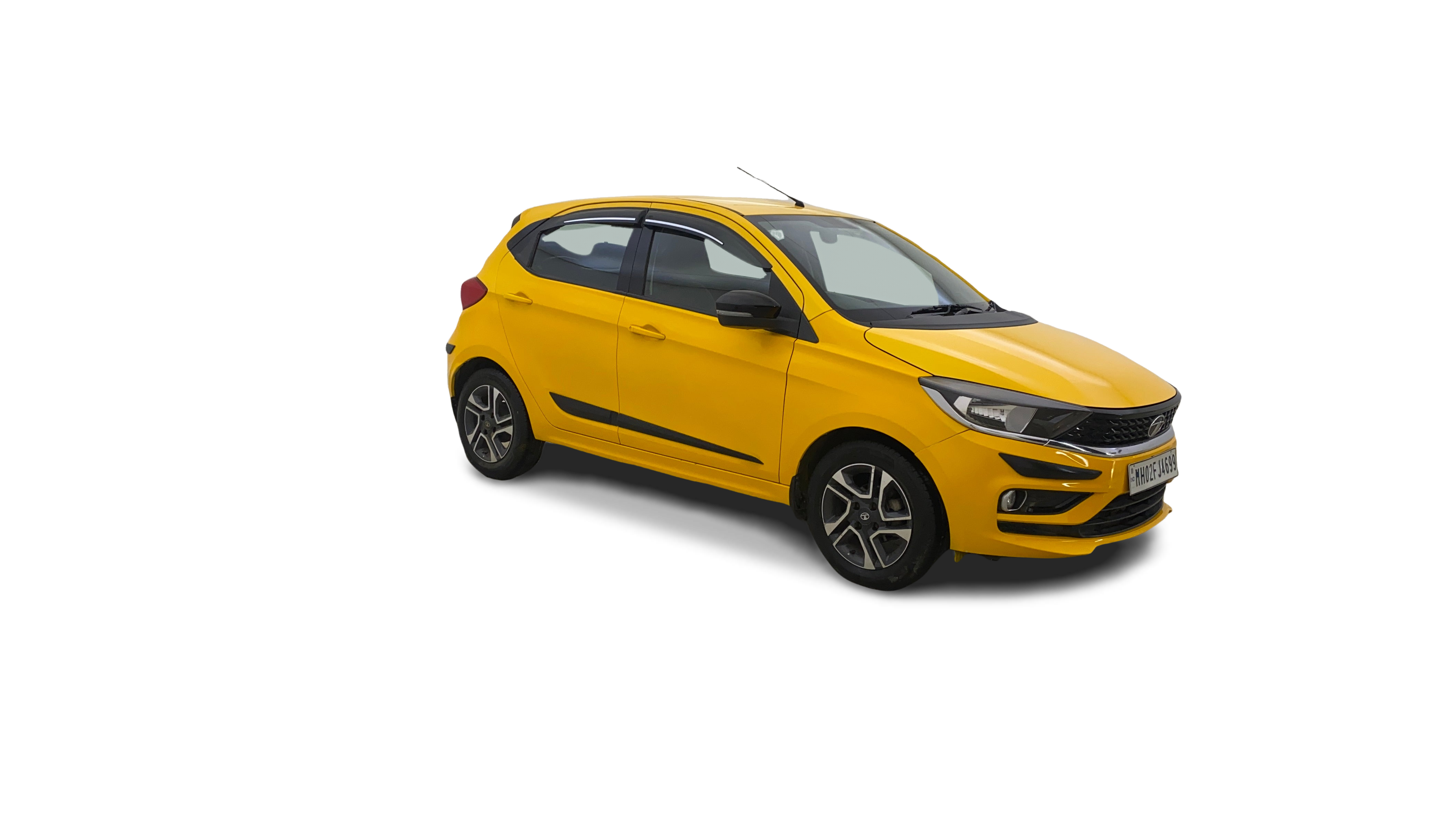 Tata Tiago-img